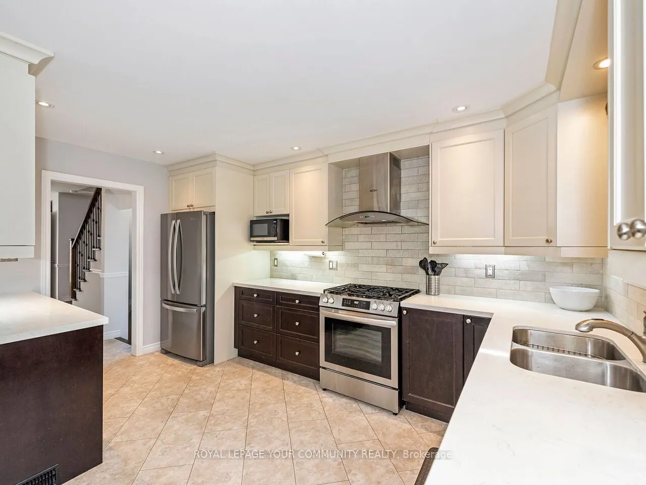865 Flagship Drive