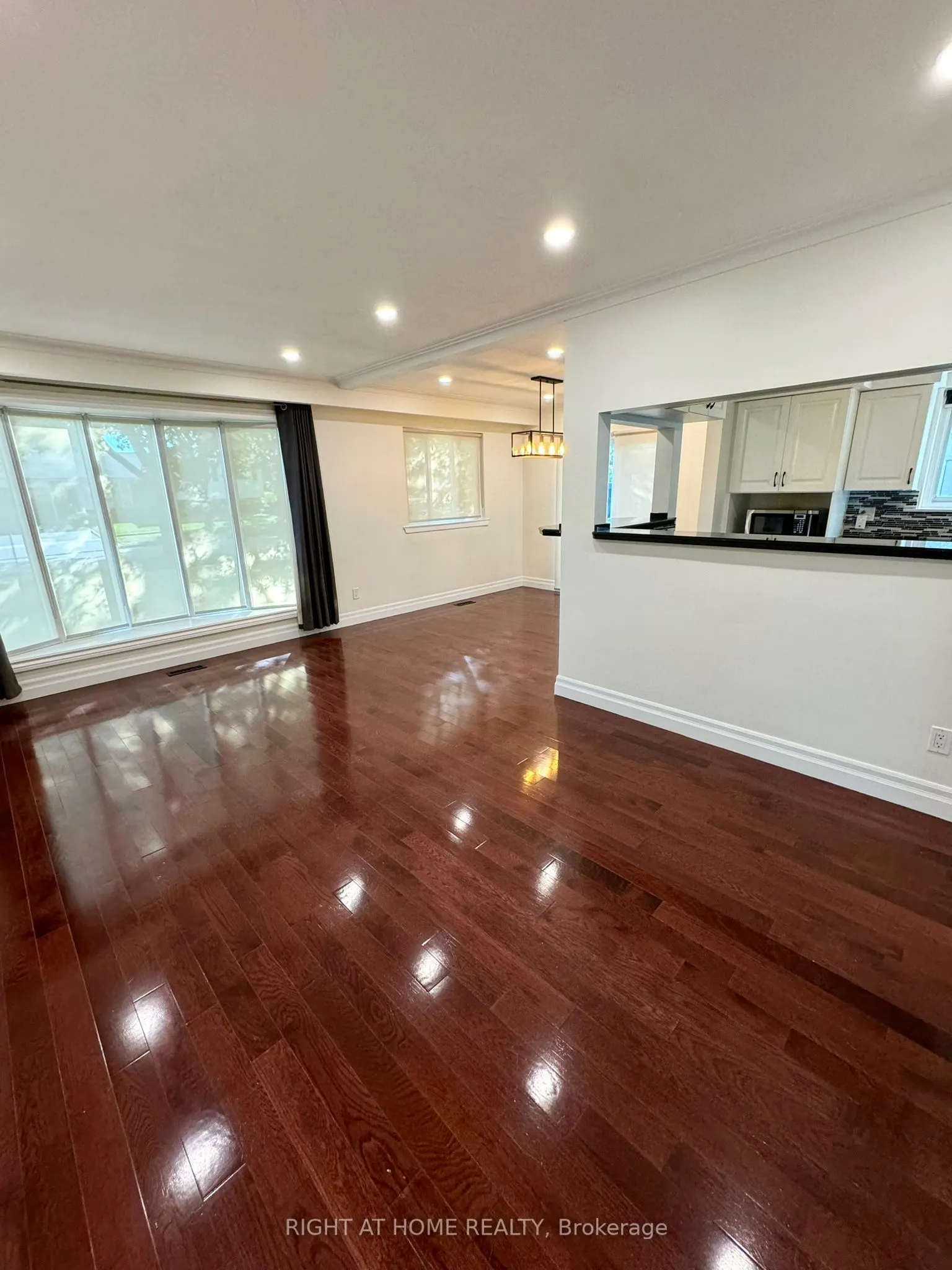353 Erindale Drive