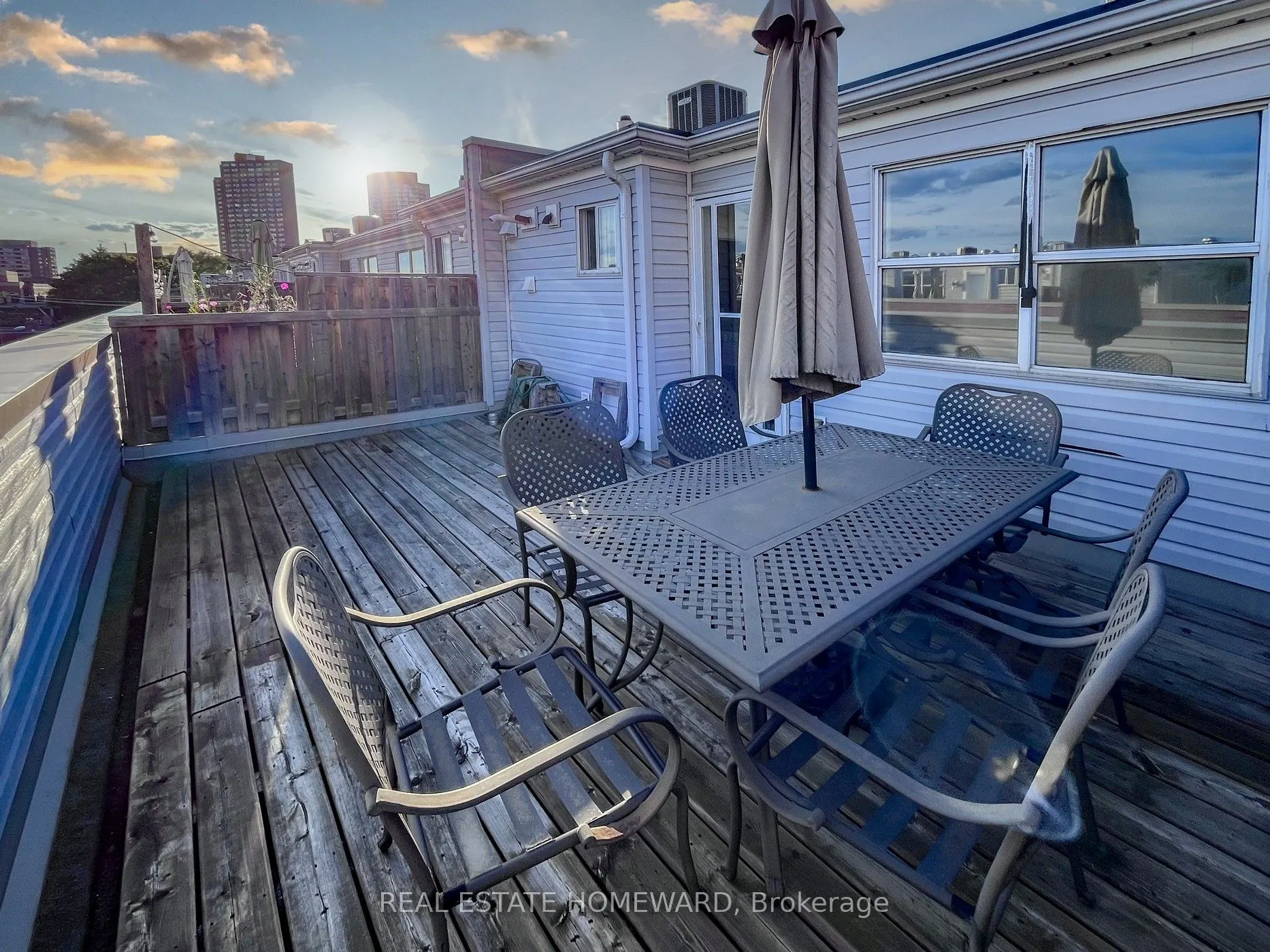 23 Dekoven Mews, #3