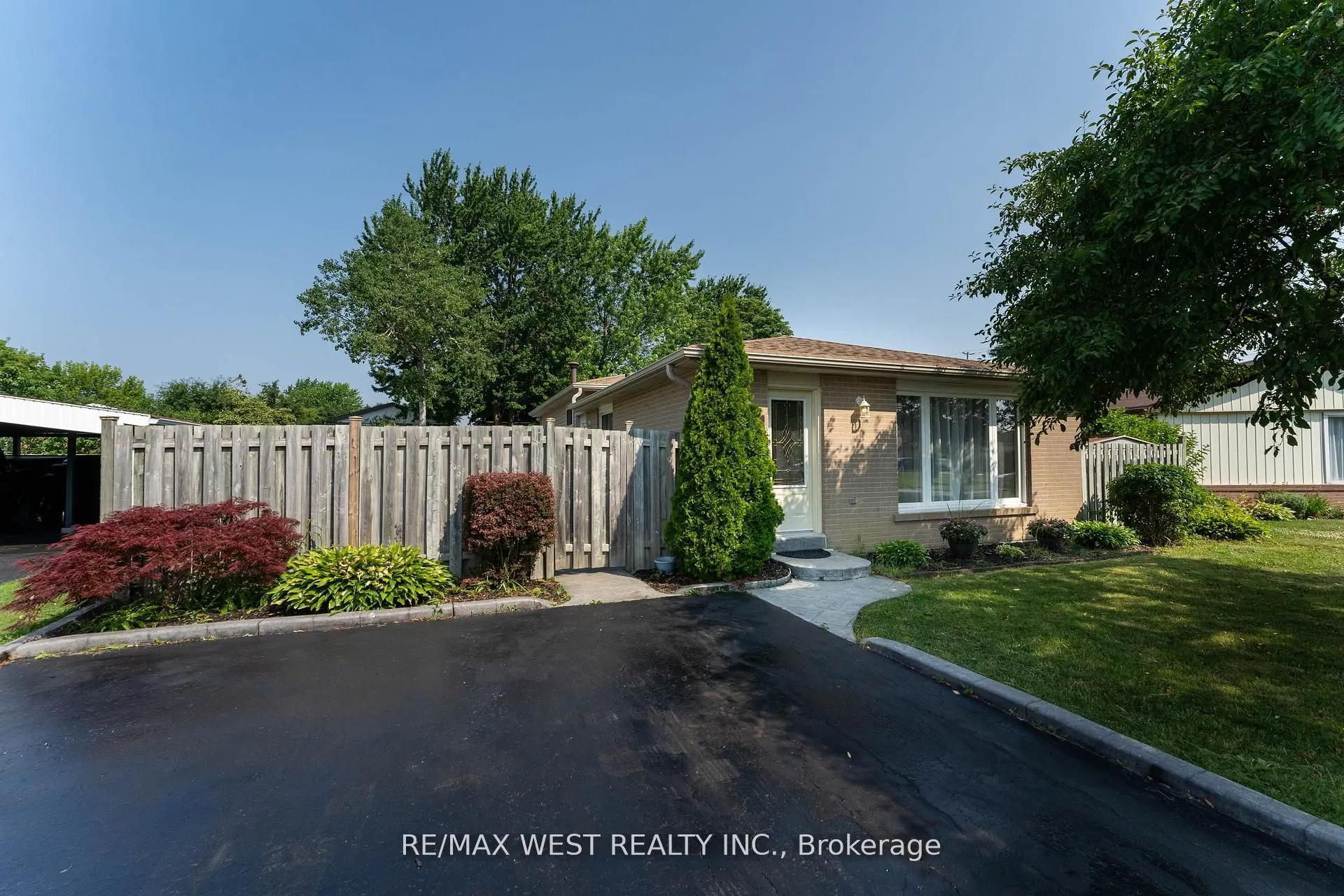 44 Fidelia Crescent