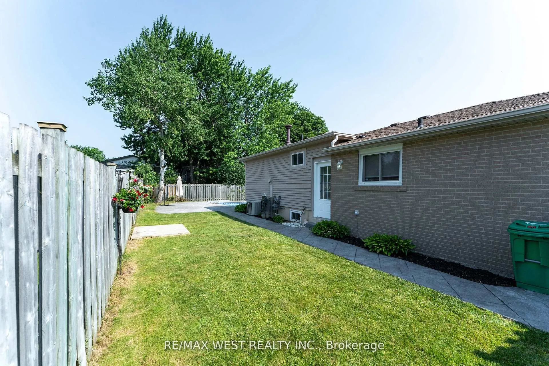 44 Fidelia Crescent