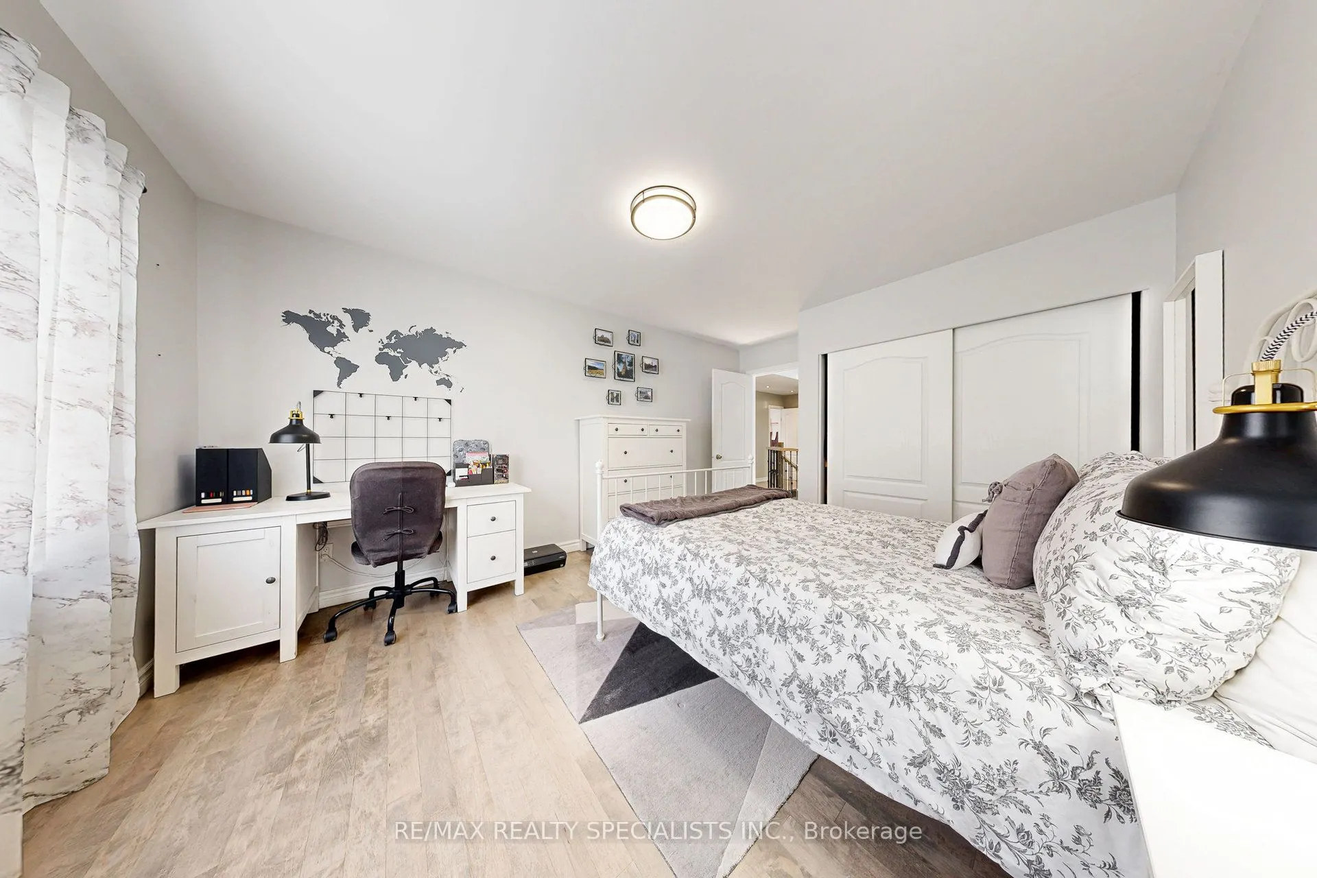 3205 Rolling Stone Court