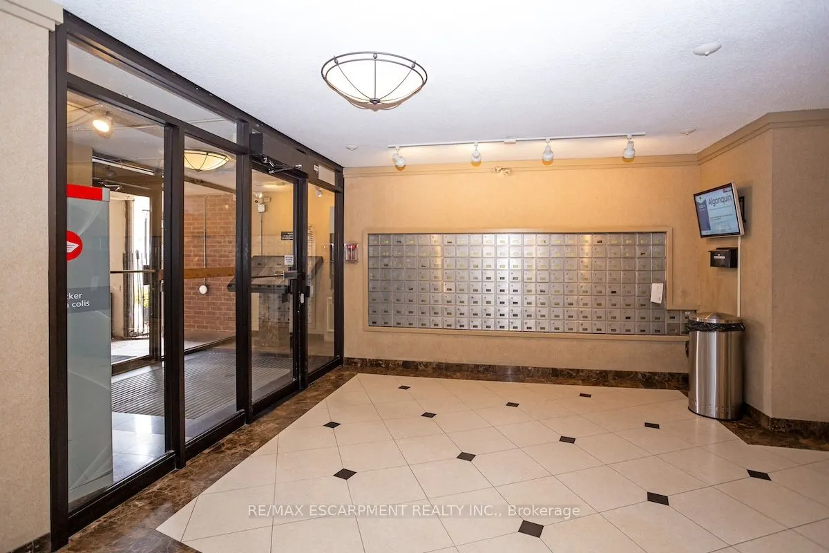 50 Mississauga Valley Boulevard, #120