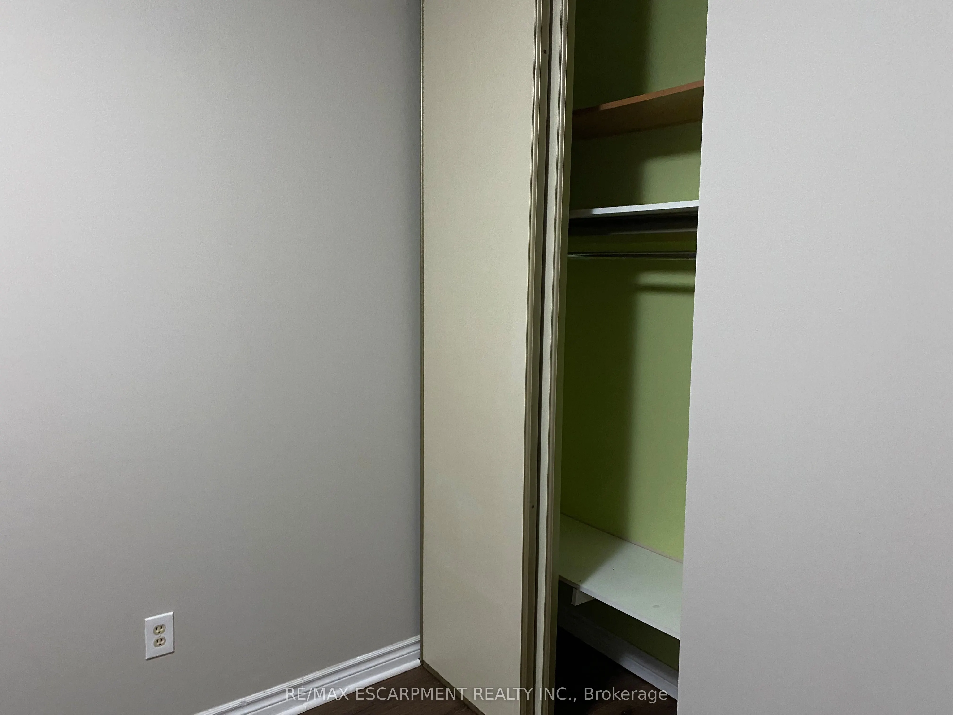 50 Mississauga Valley Boulevard, #120