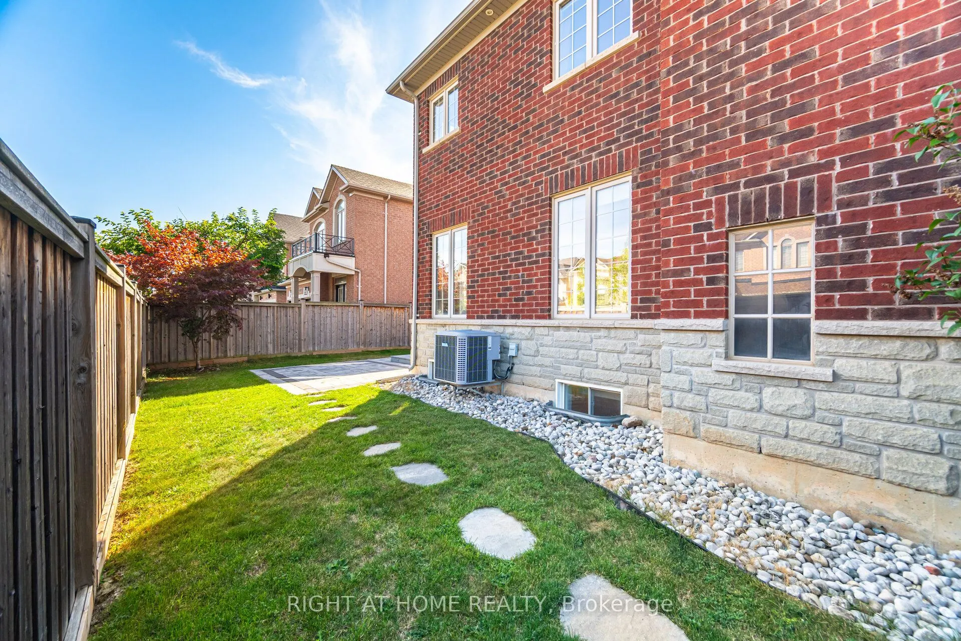 3302 Granite Gate