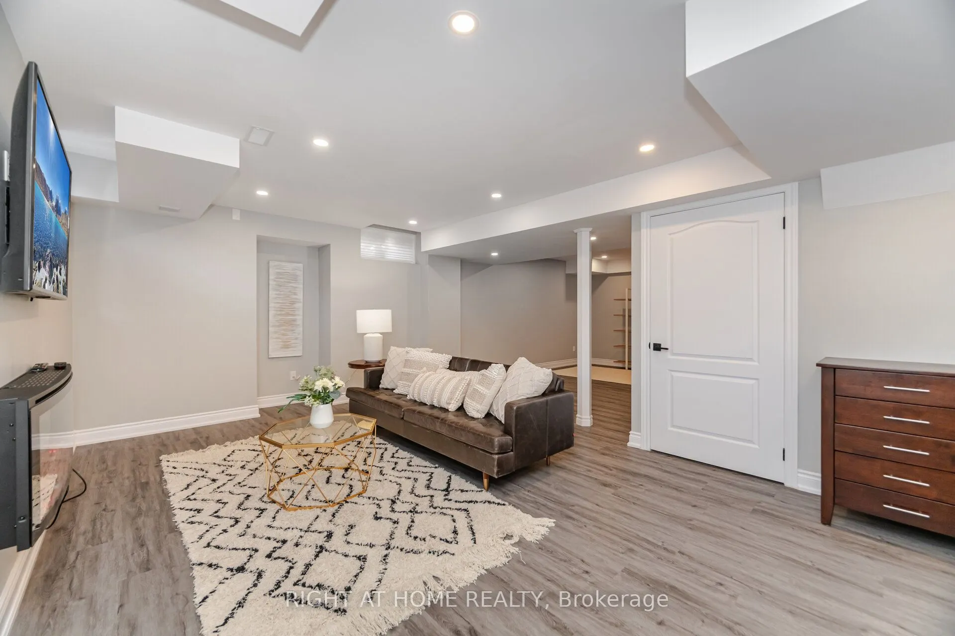 3302 Granite Gate