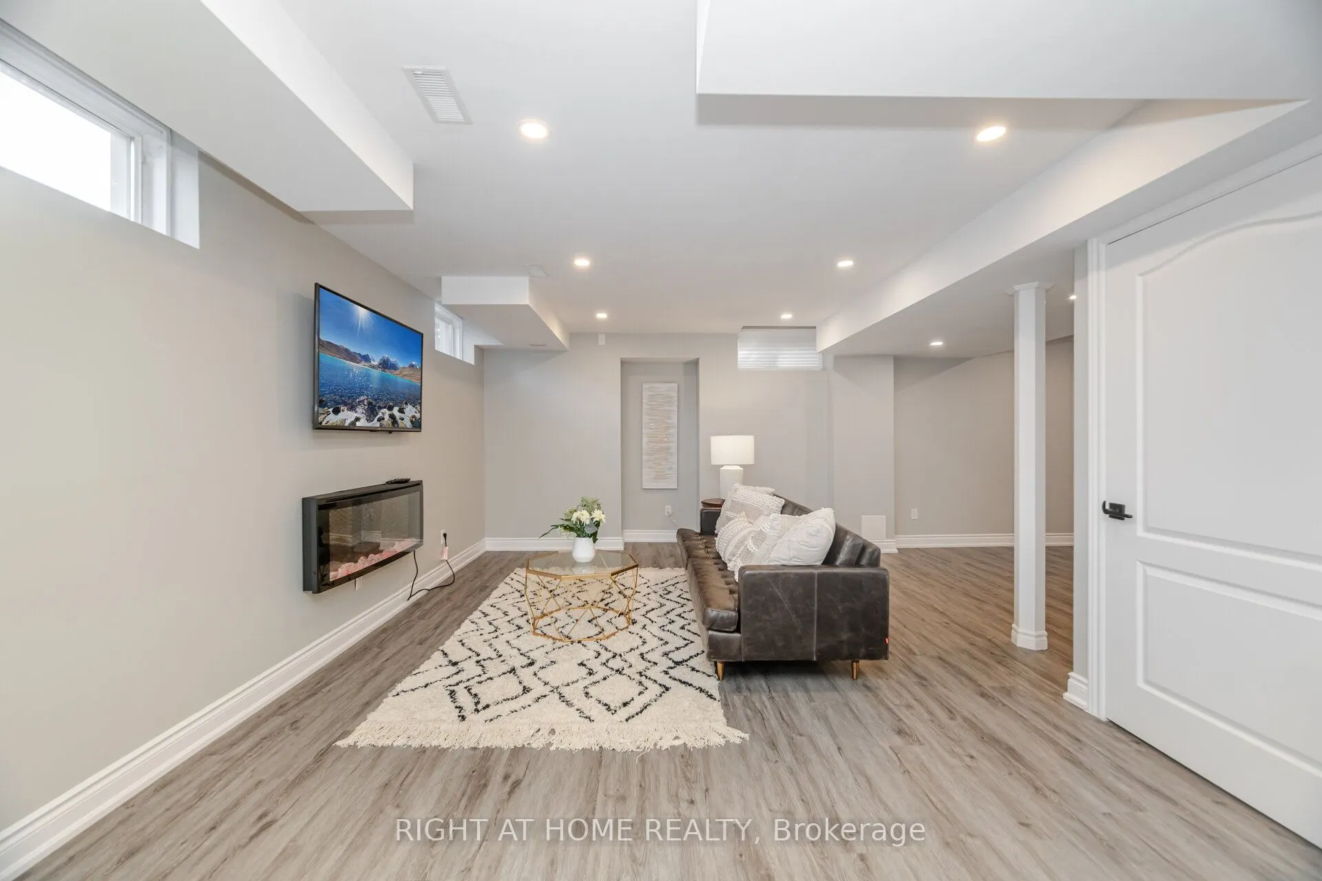 3302 Granite Gate