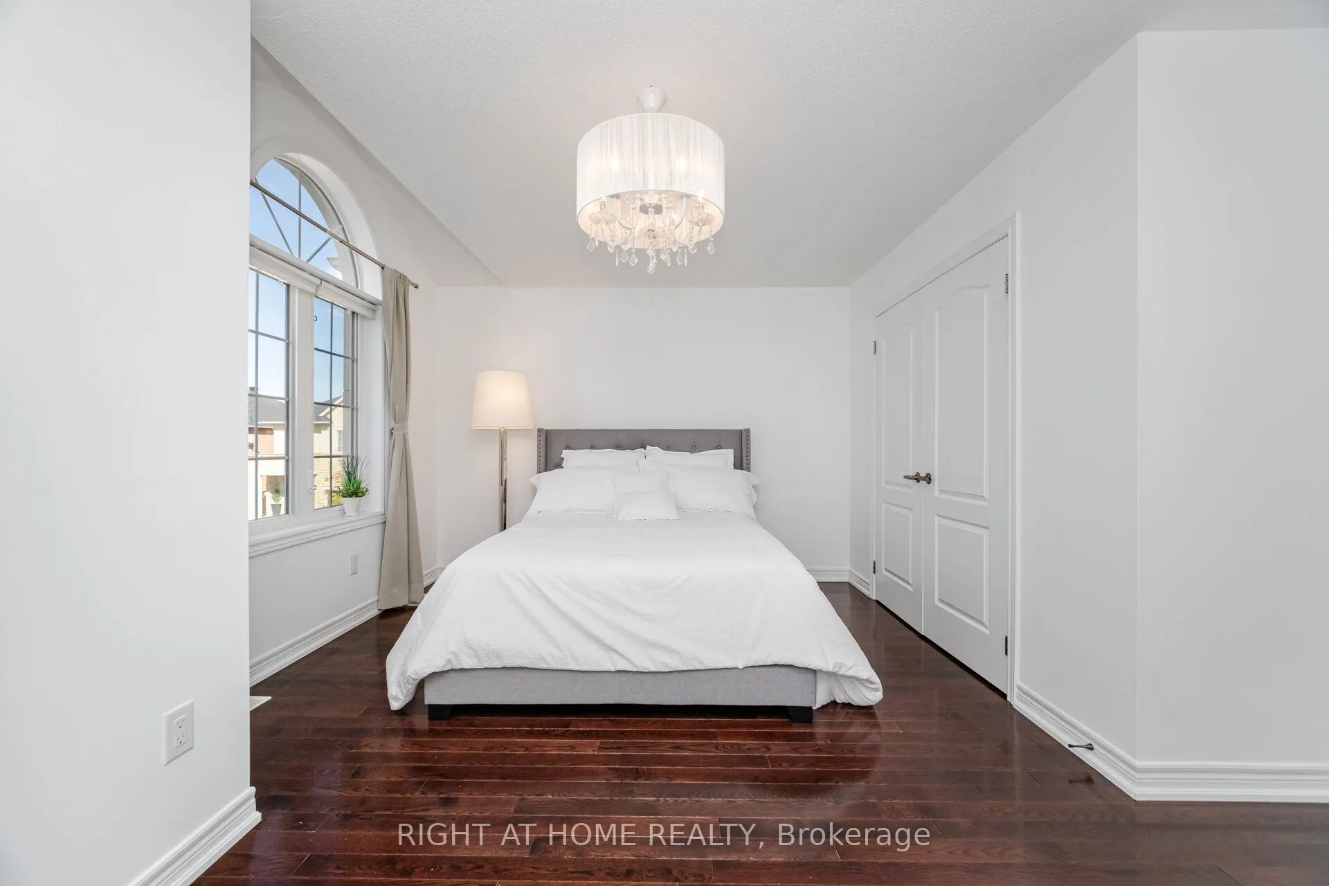 3302 Granite Gate