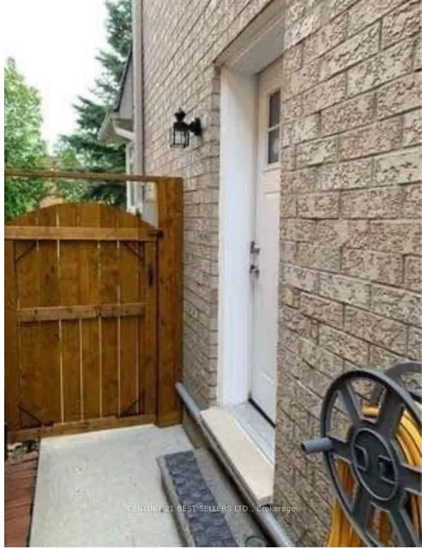 5874 Sidmouth Street, #Basement