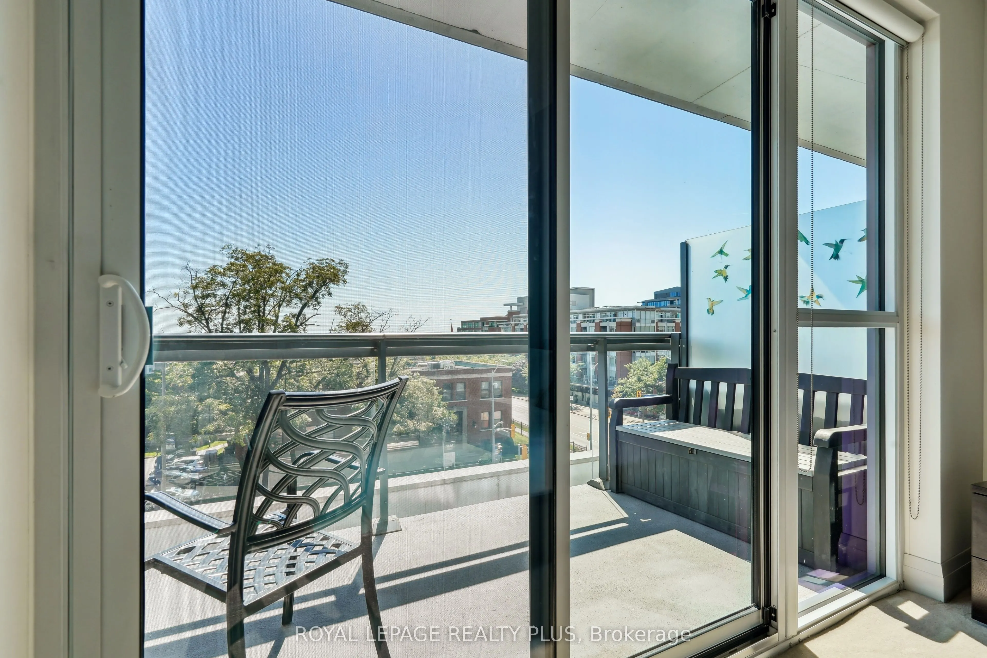 1 Hurontario Street, #403