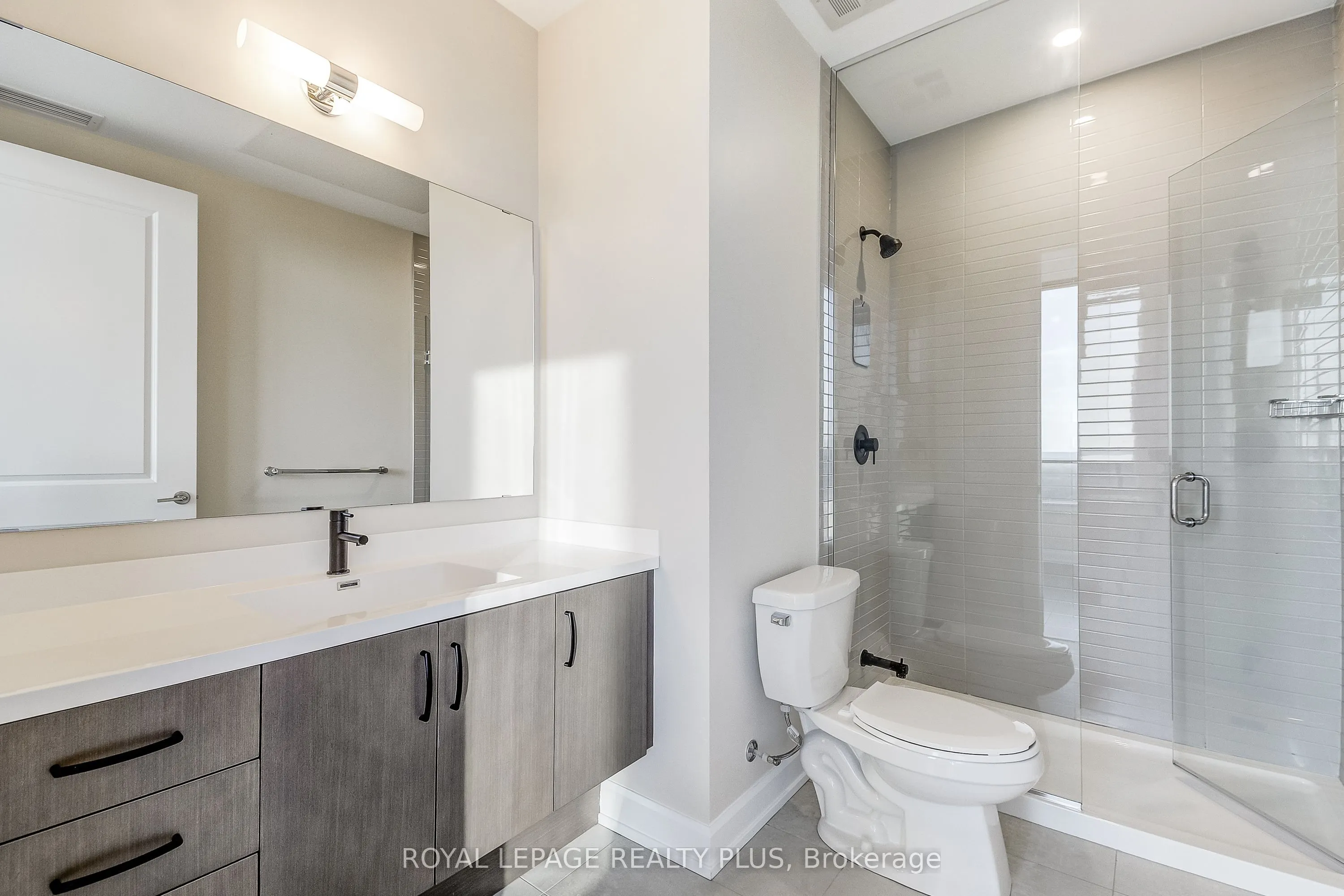 3220 William Coltson Avenue, #2202