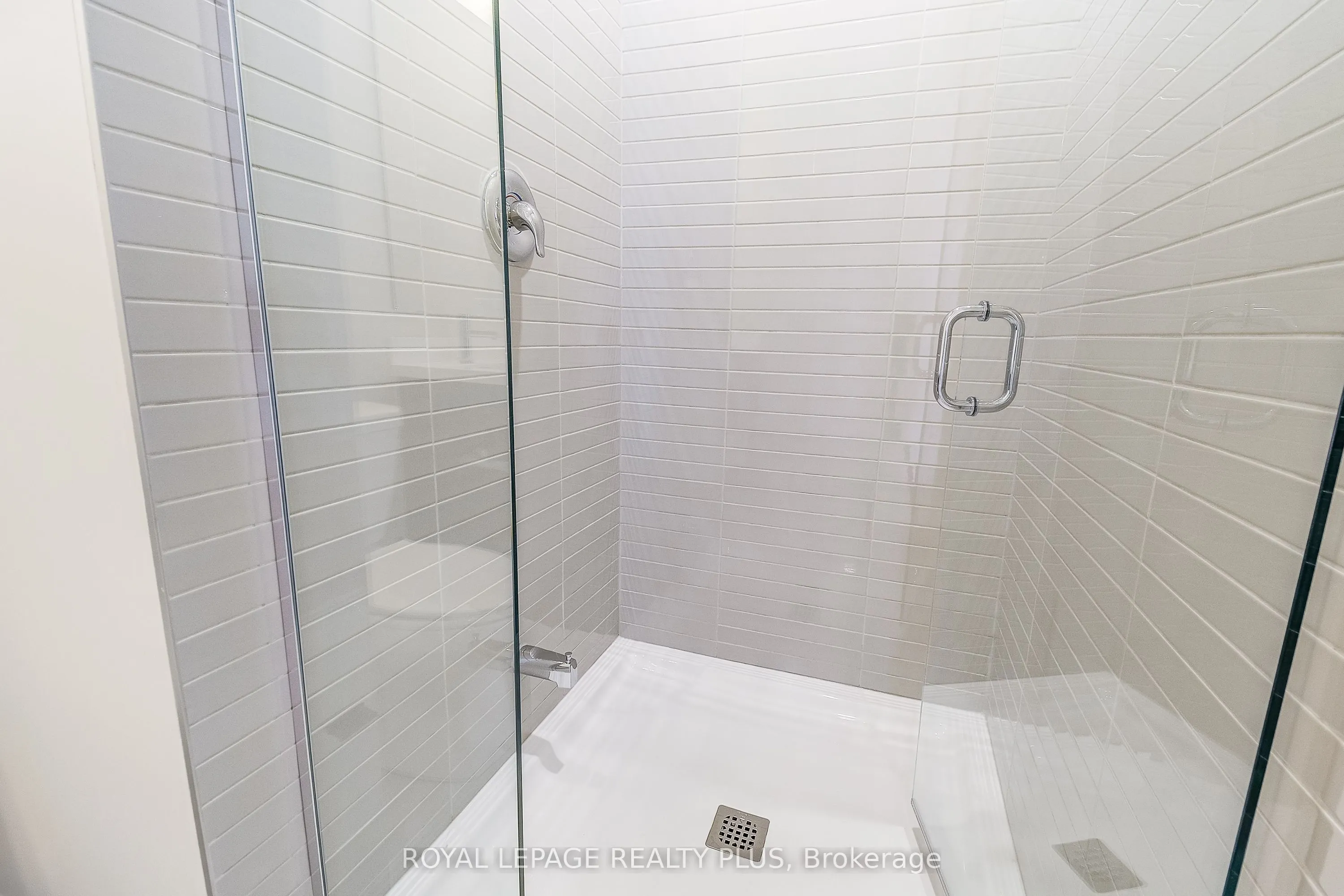 3220 William Coltson Avenue, #2202