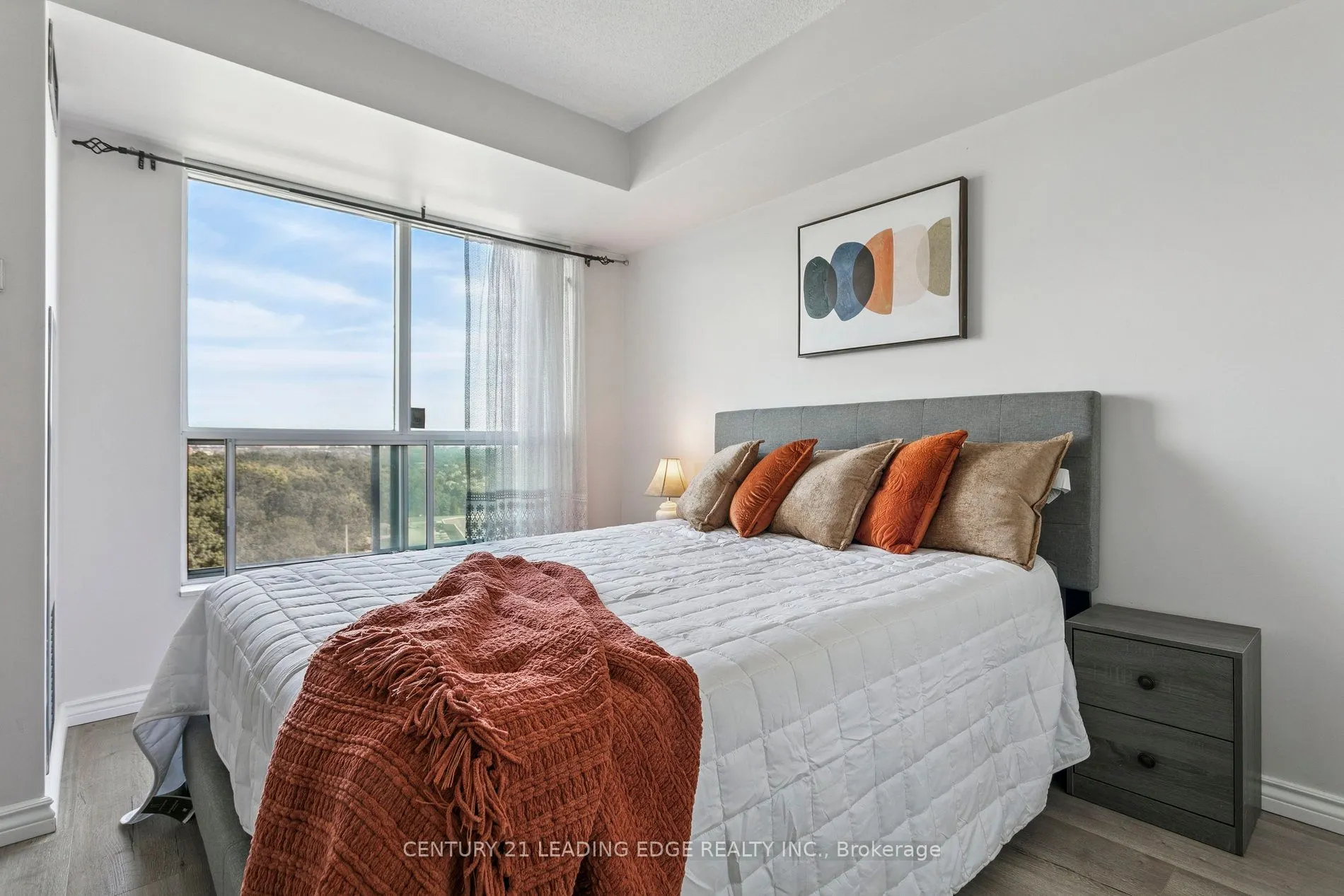 2545 Erin Centre Boulevard, #1111