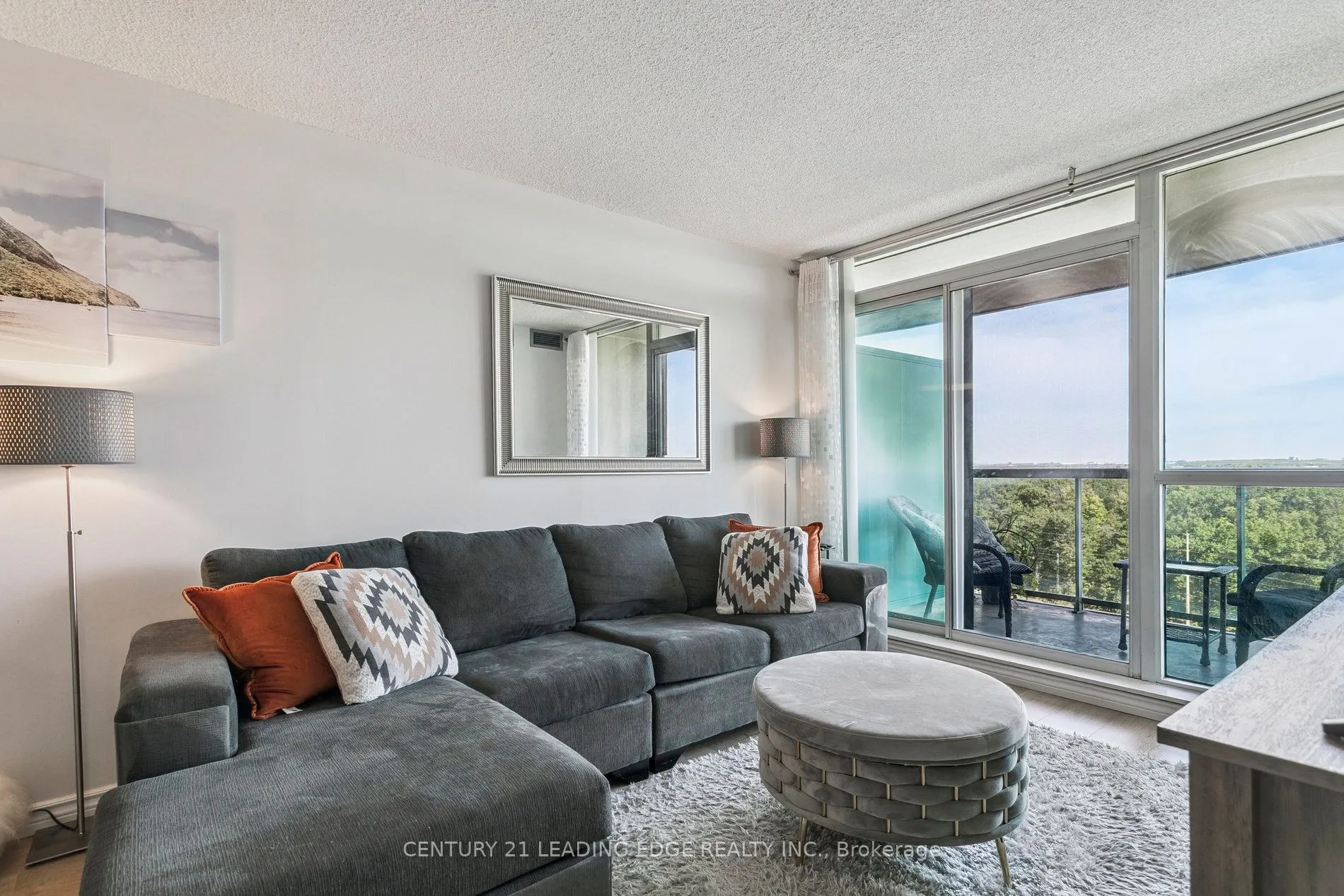 2545 Erin Centre Boulevard, #1111