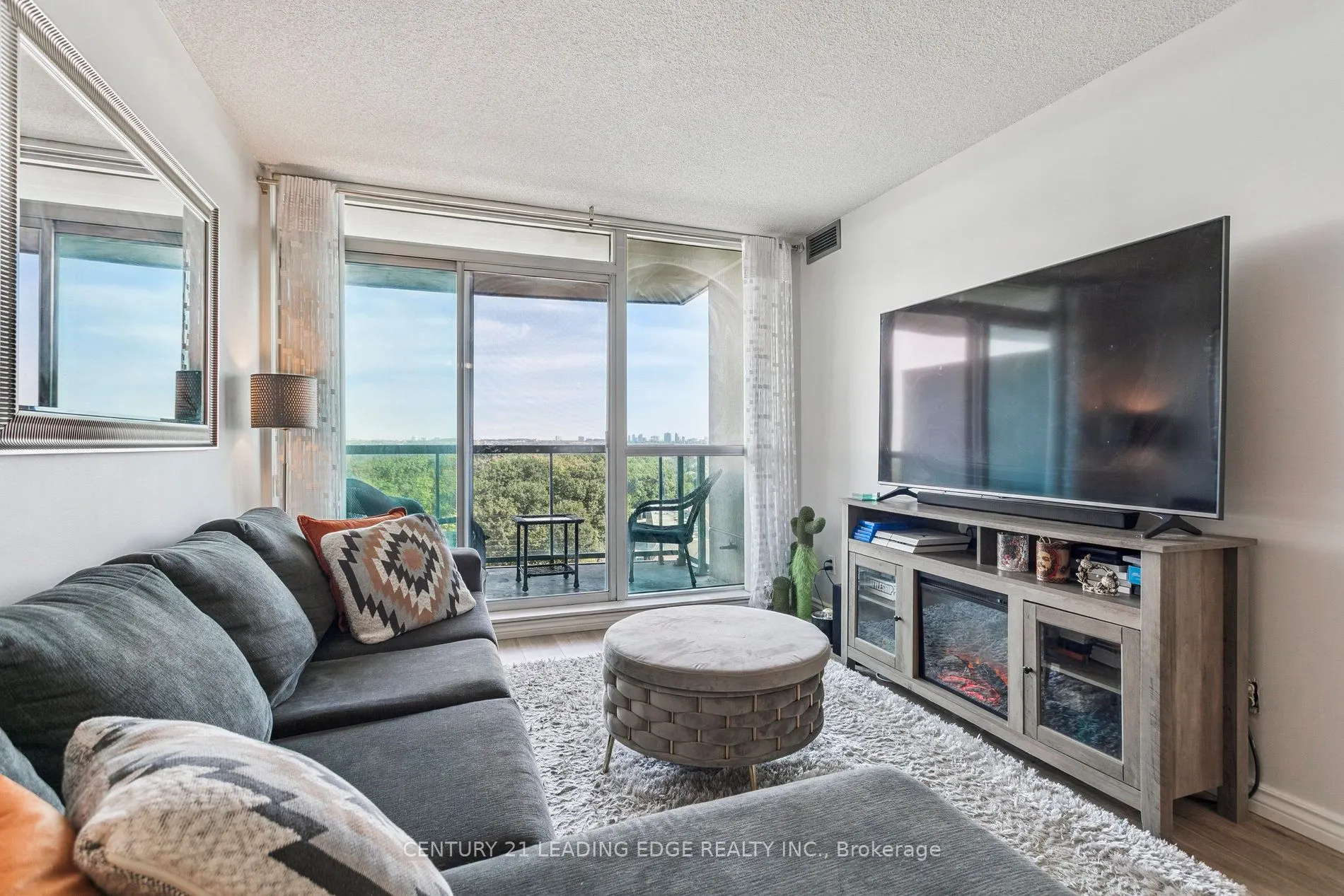2545 Erin Centre Boulevard, #1111