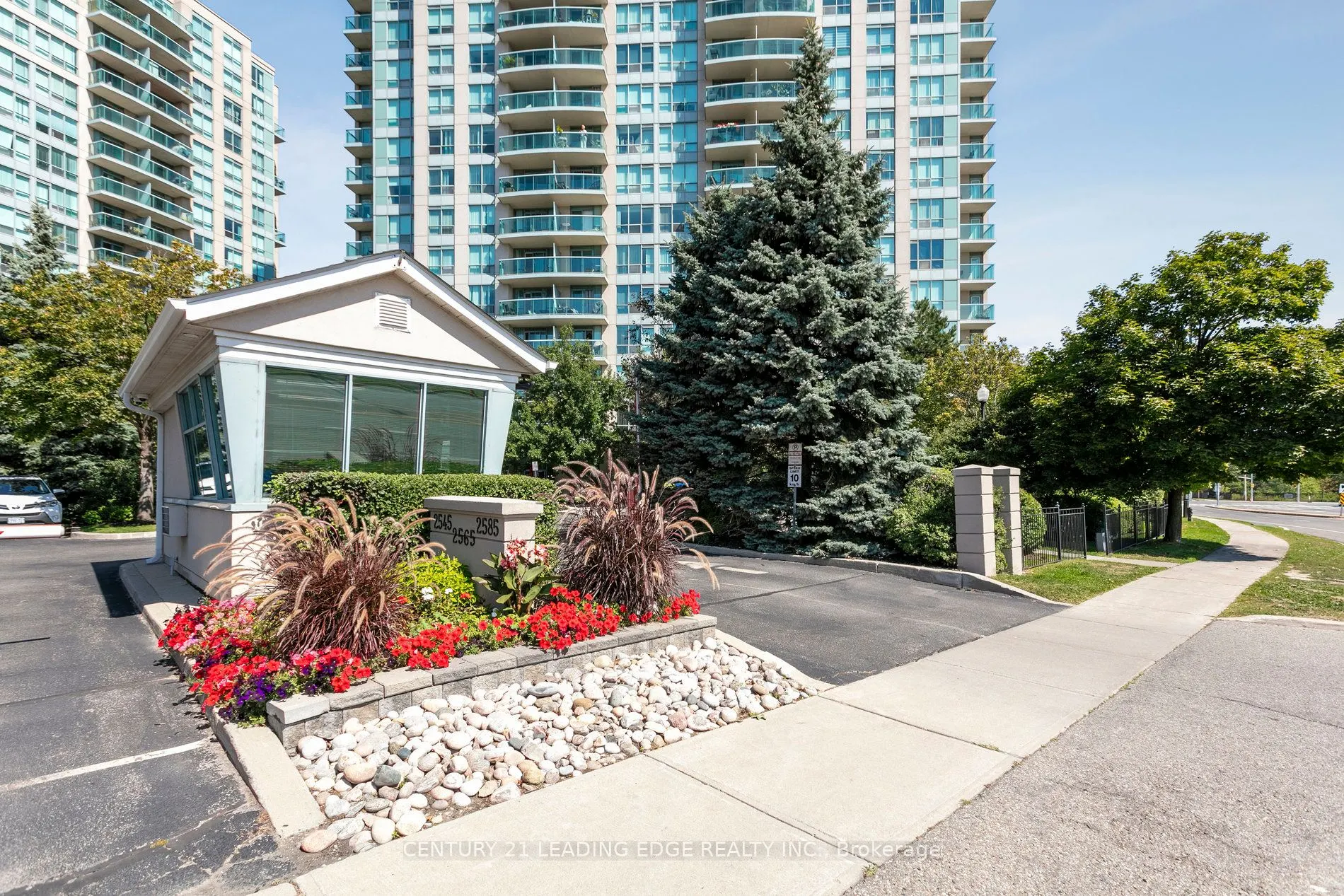 2545 Erin Centre Boulevard, #1111