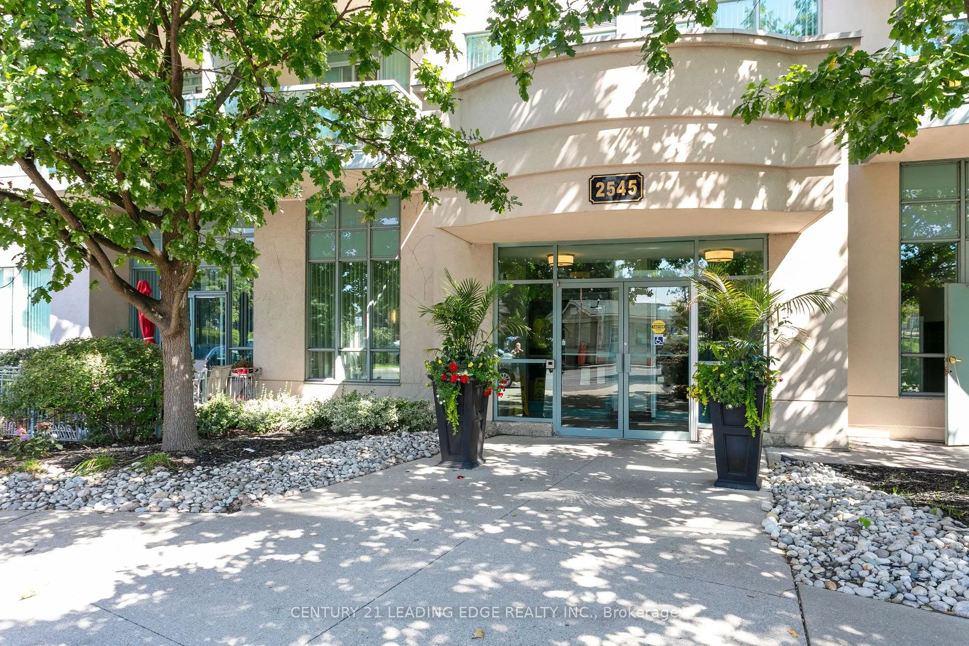 2545 Erin Centre Boulevard, #1111