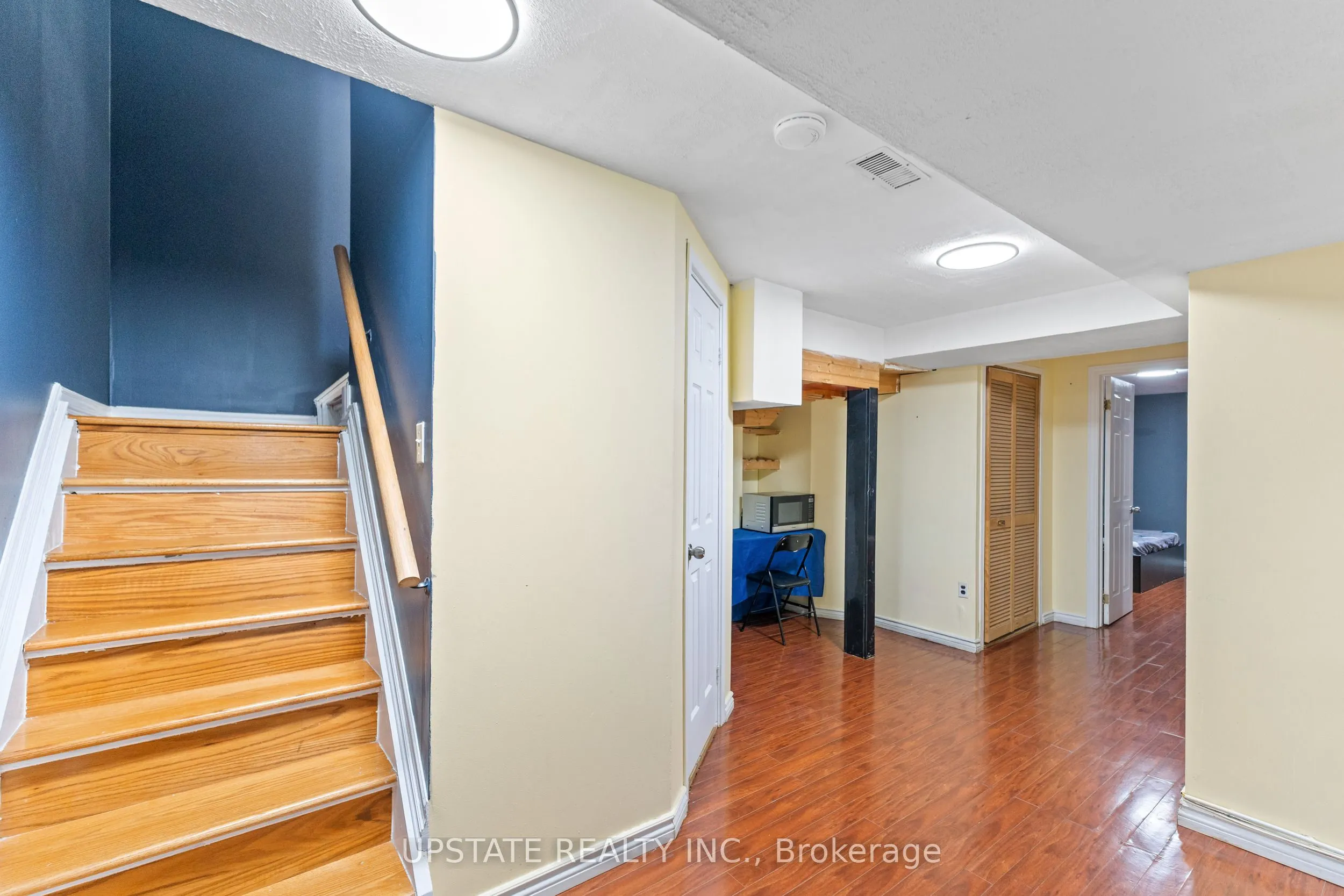 8 Coachwhip Road