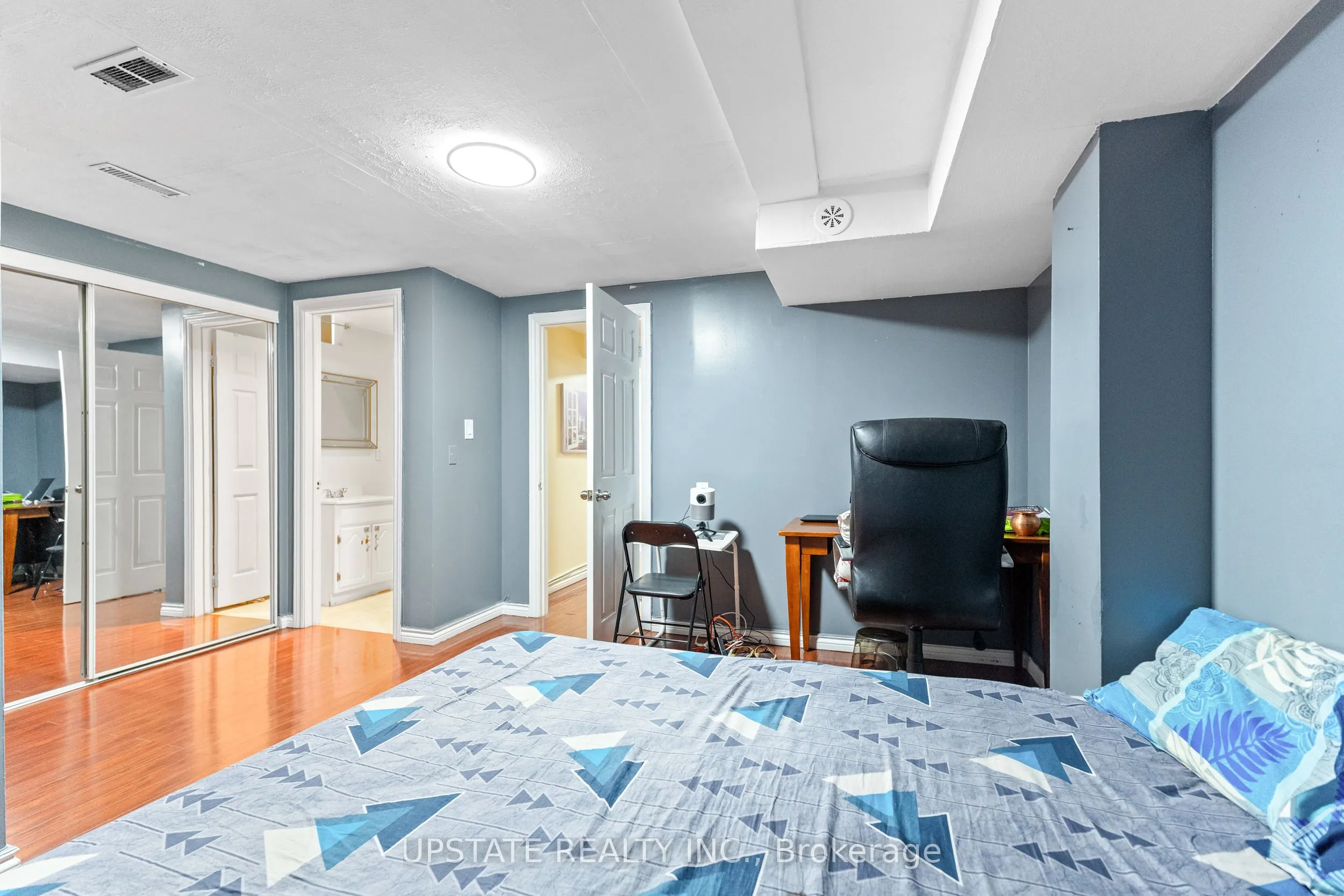 8 Coachwhip Road