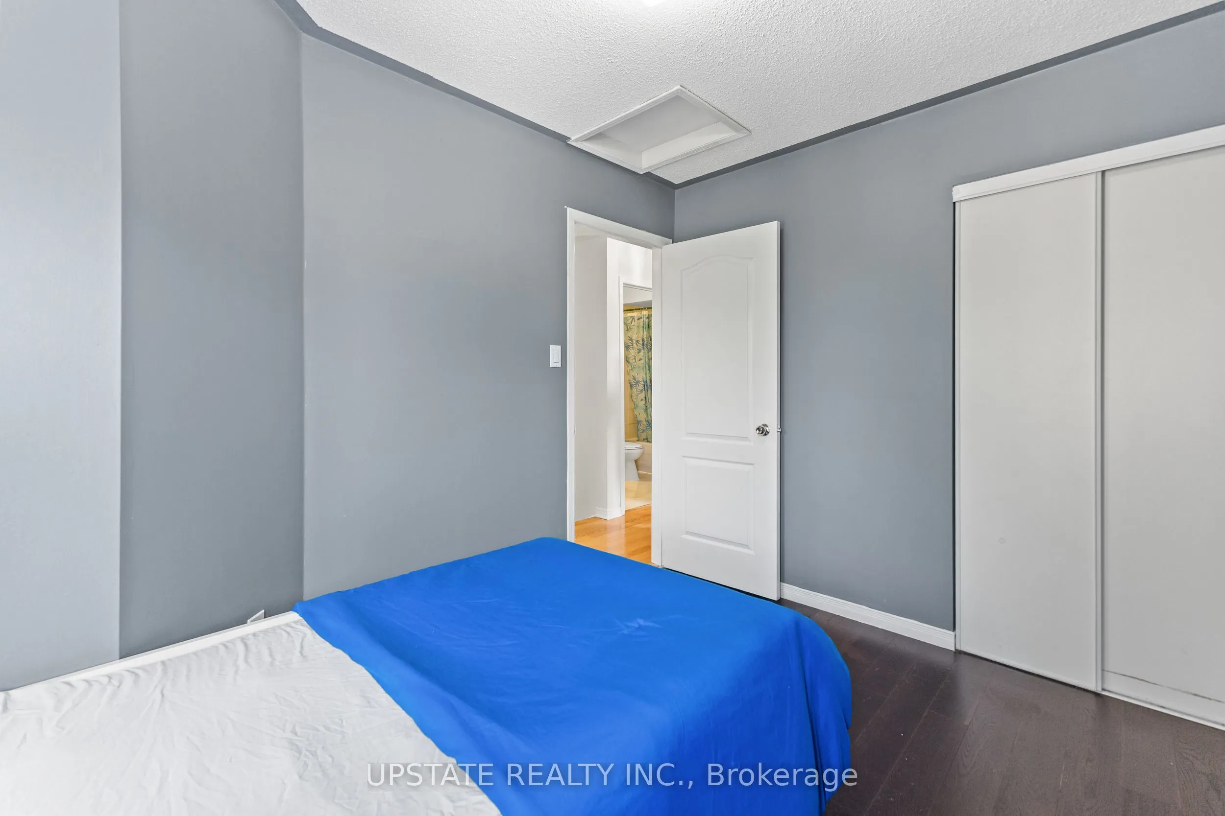 8 Coachwhip Road