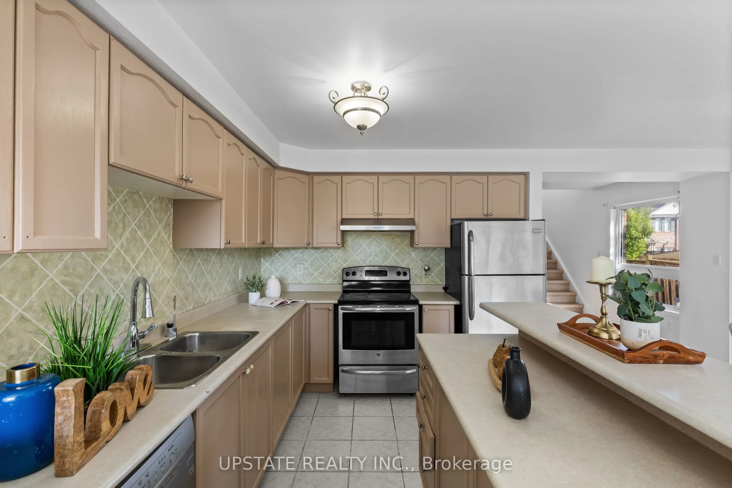49 Sand Cherry Crescent