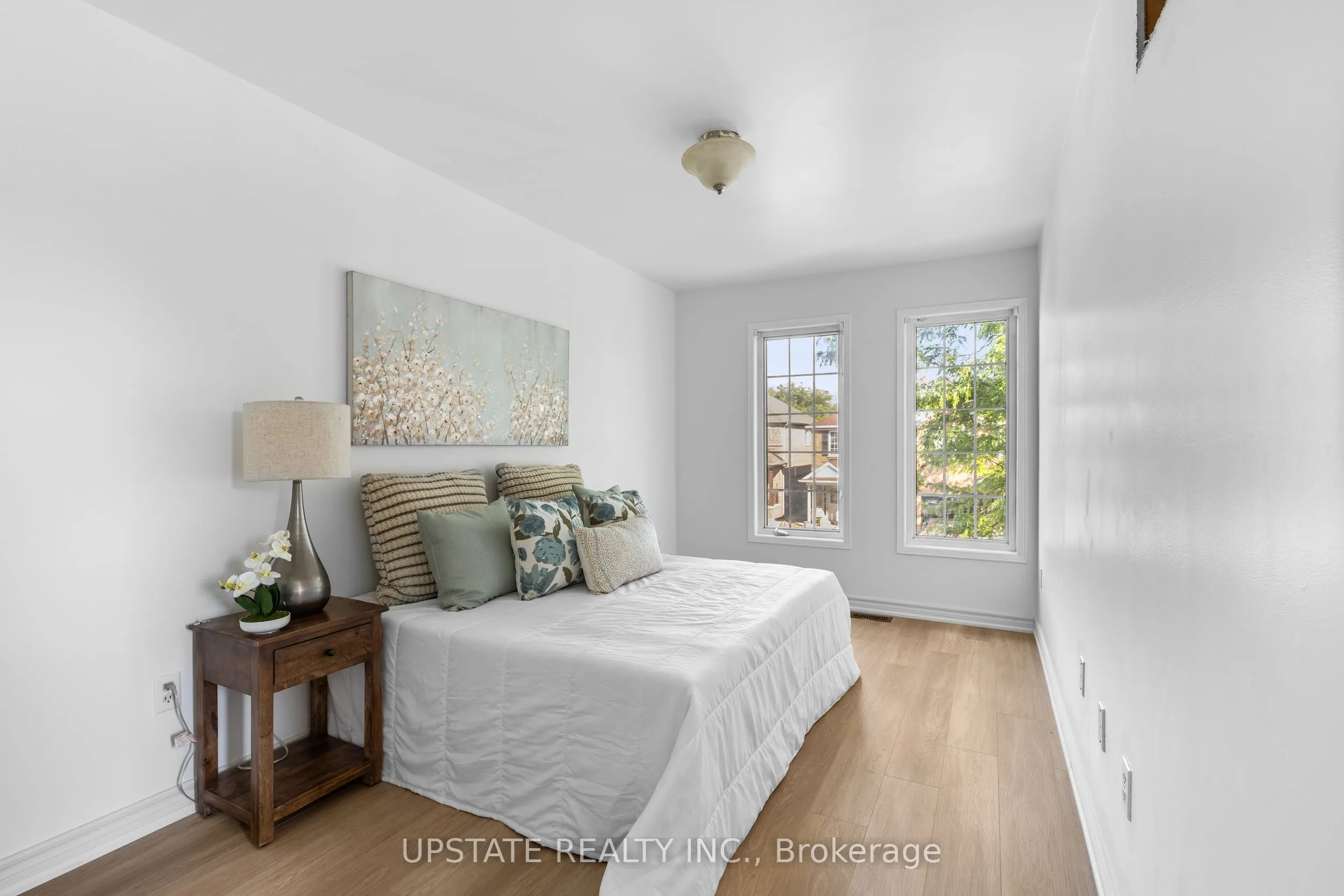 49 Sand Cherry Crescent