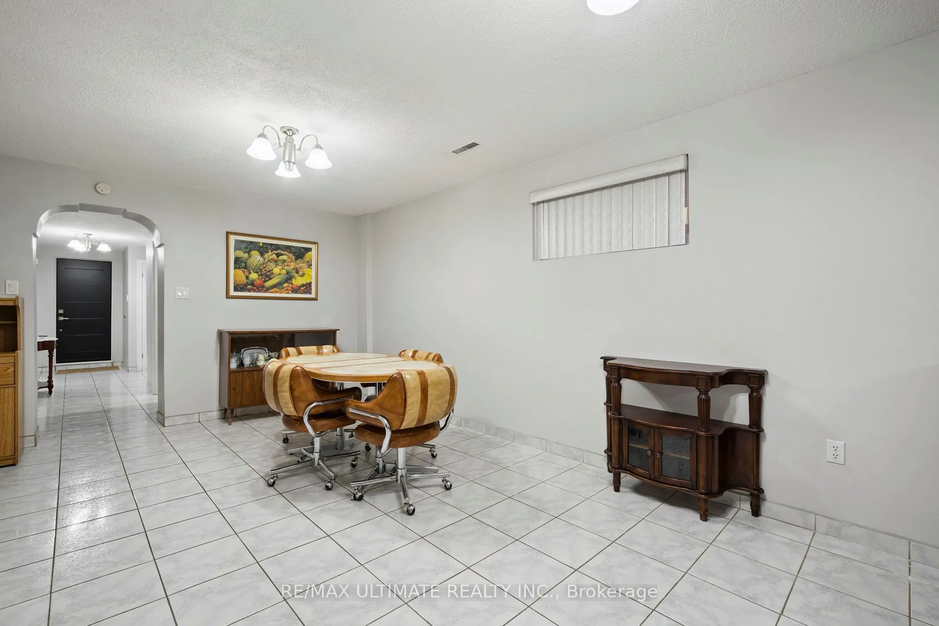 14 SYNDICATE Avenue