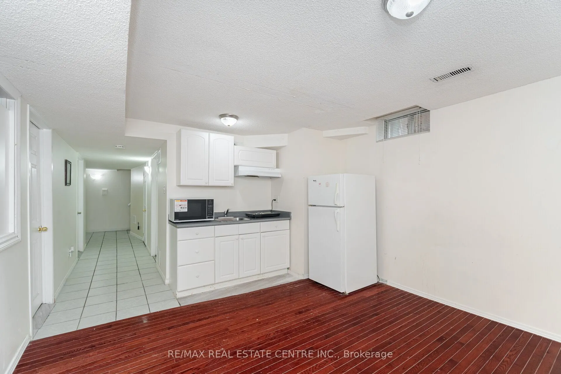 2931 Gardenview Crescent