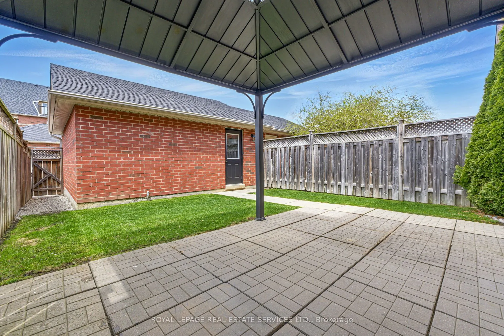 3349 Eglinton Avenue W