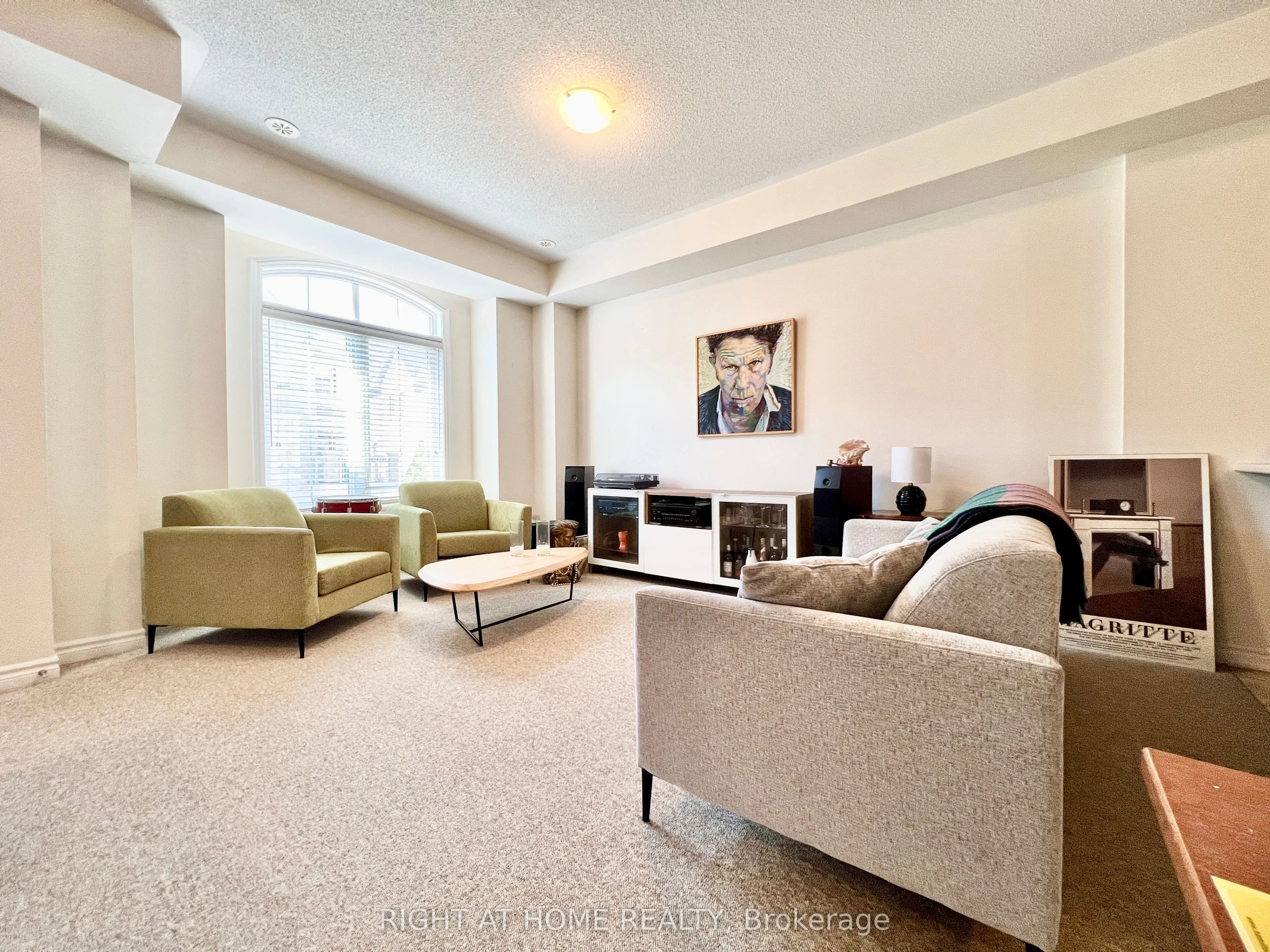 2435 Greenwich Drive, #29
