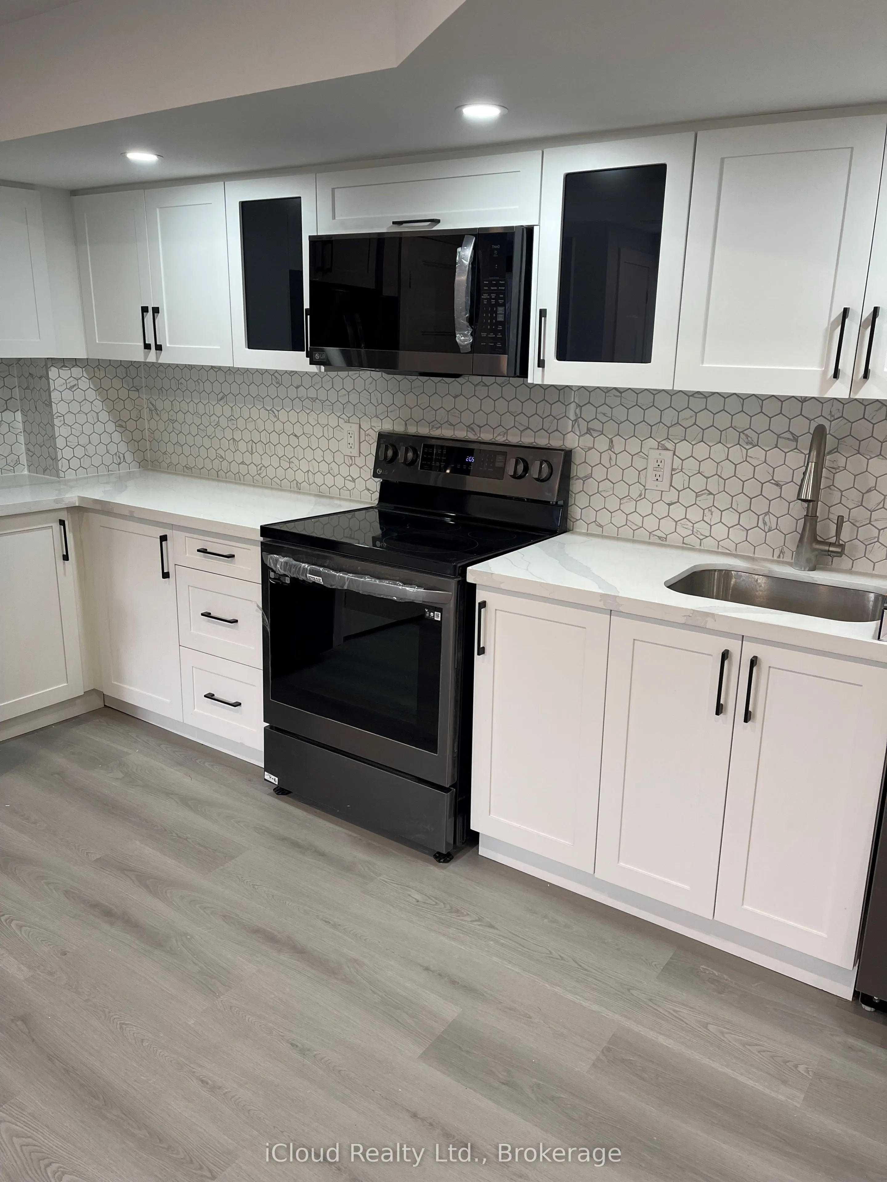 577 Wetlaufer Terrace, #Basement