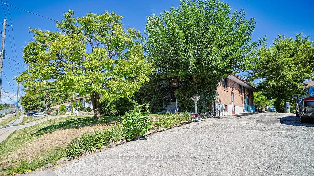 2615 Jane Street