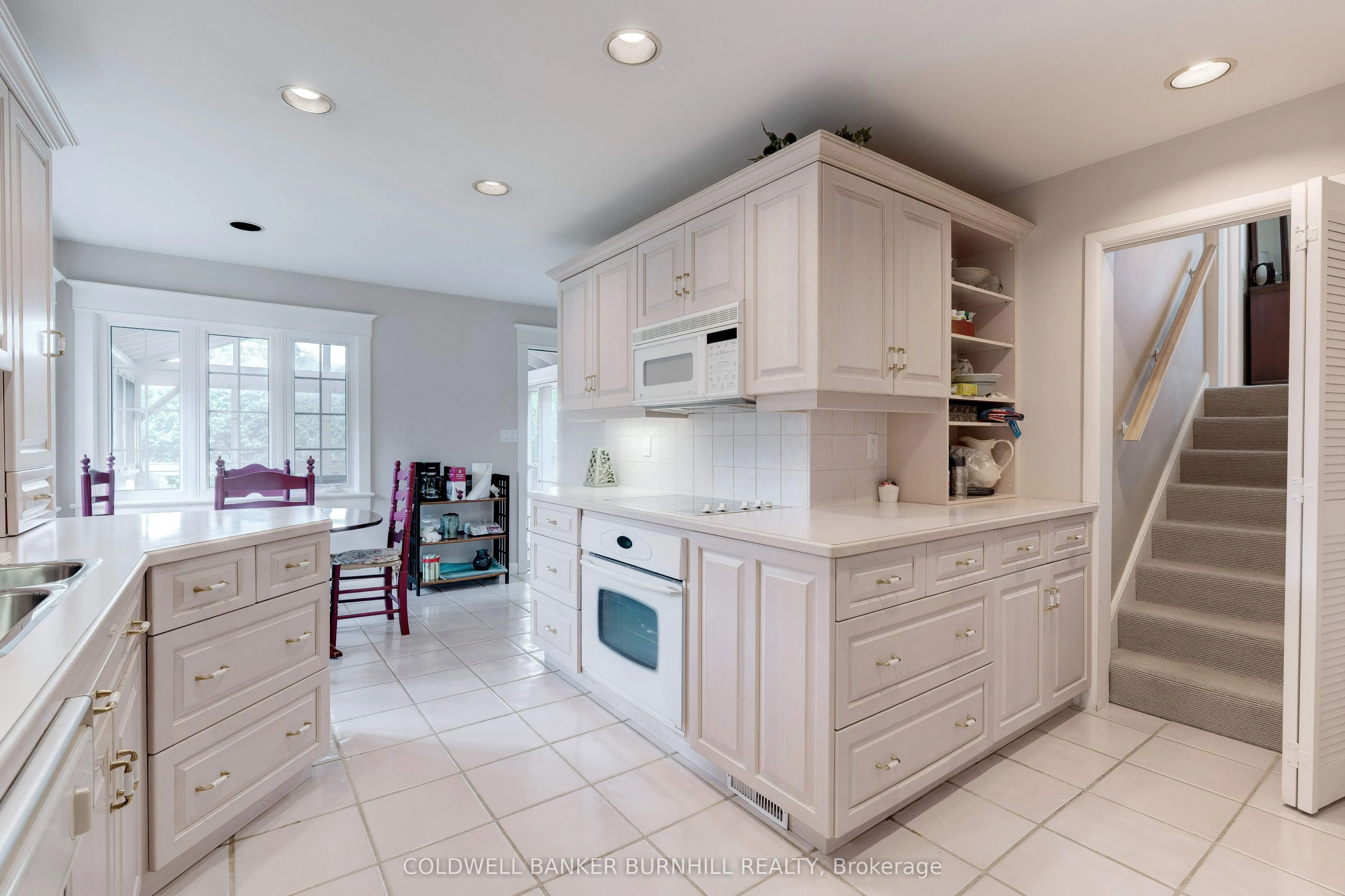 321 WILSON Avenue