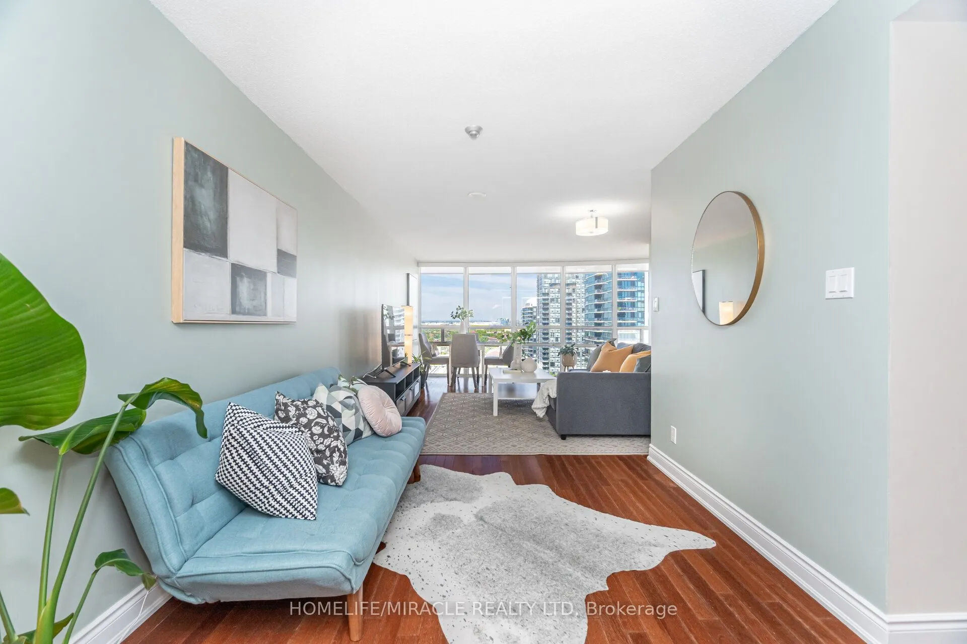 50 eglinton Avenue W, #1701