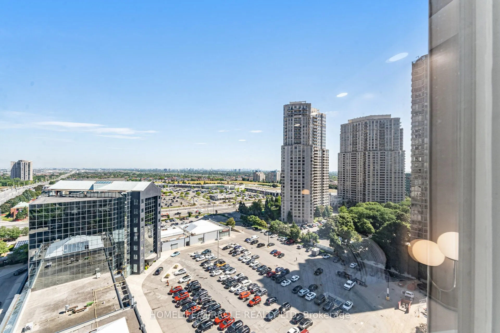 50 eglinton Avenue W, #1701