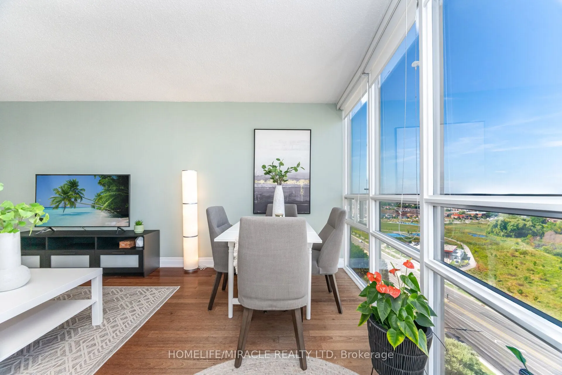50 eglinton Avenue W, #1701
