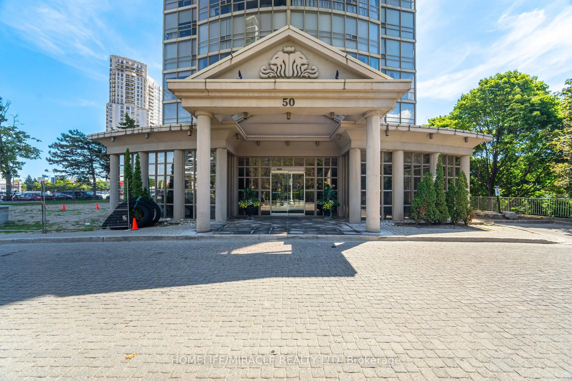 50 eglinton Avenue W, #1701