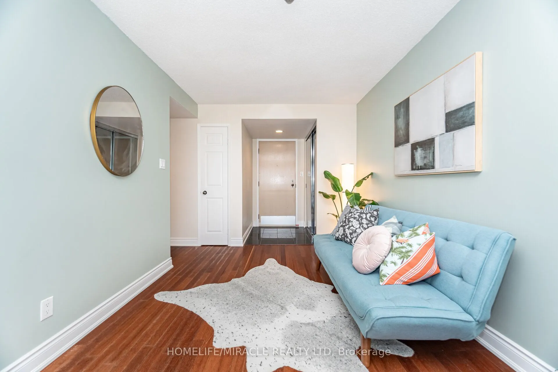 50 eglinton Avenue W, #1701