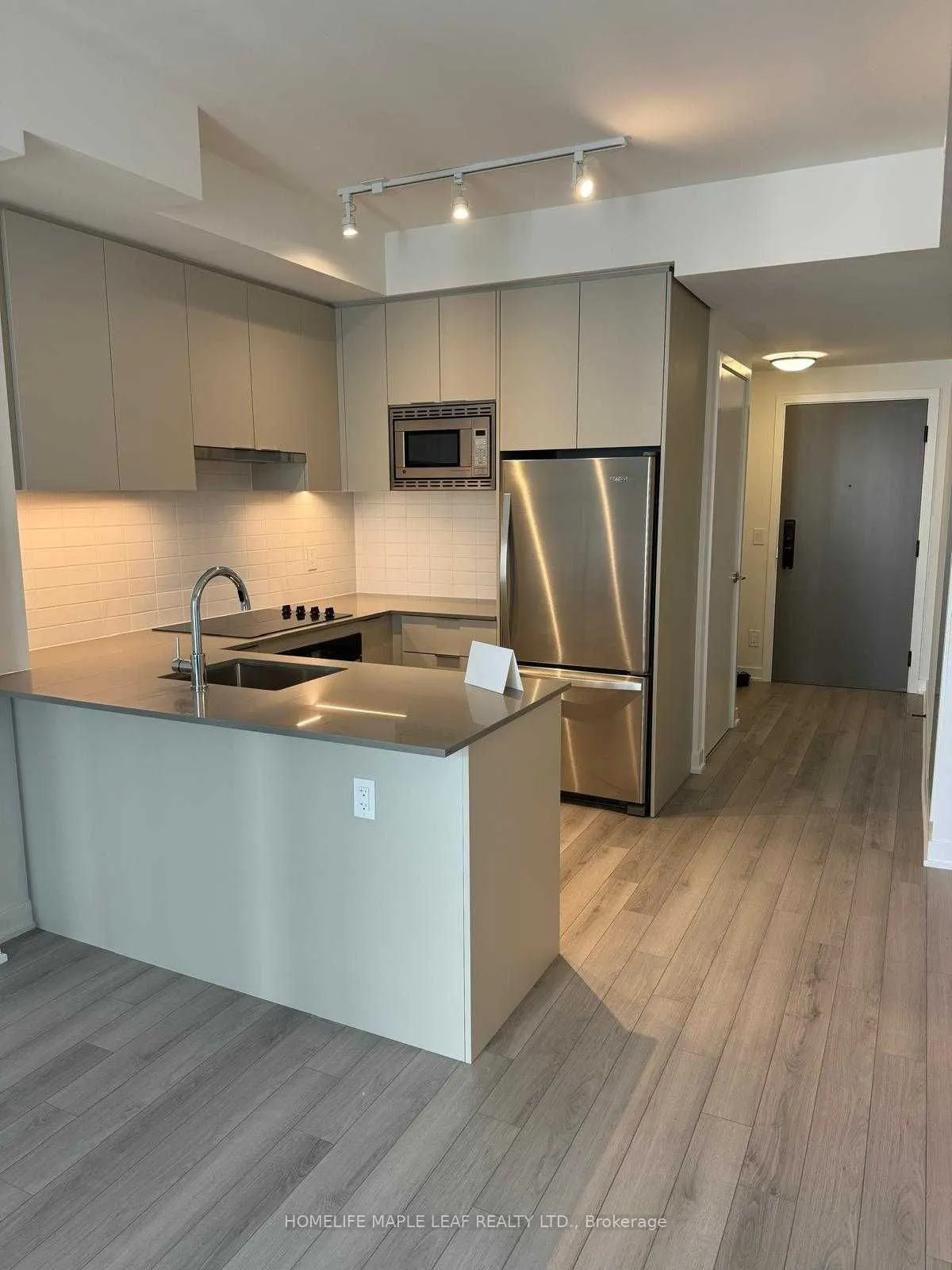 3079 TRAFALGAR Road, #1001
