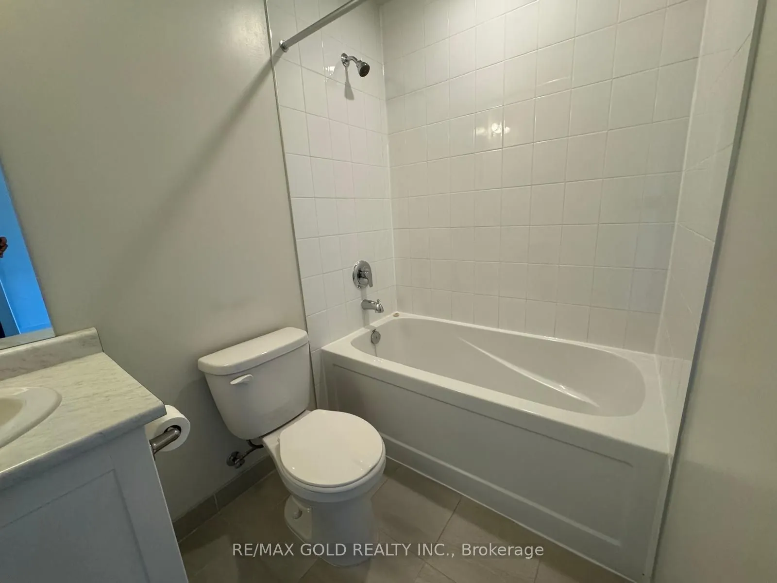 58 Sky Harbour Drive, #105