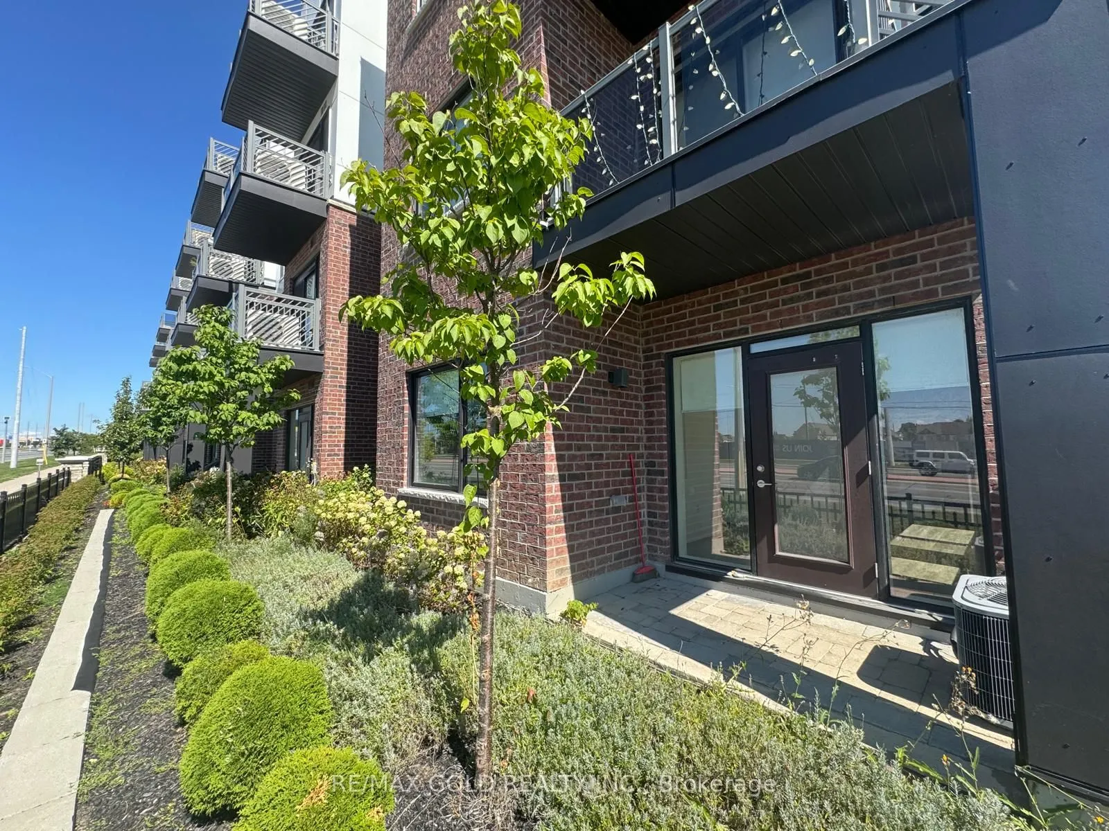 58 Sky Harbour Drive, #105