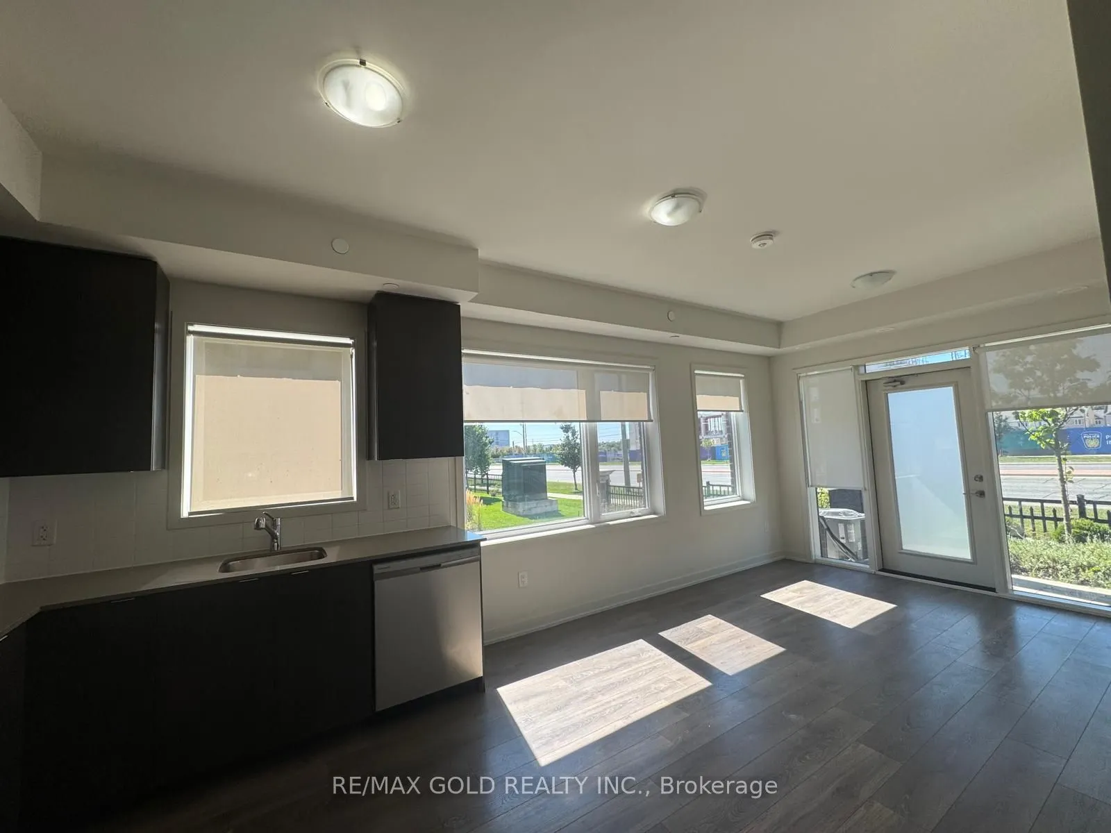 58 Sky Harbour Drive, #105