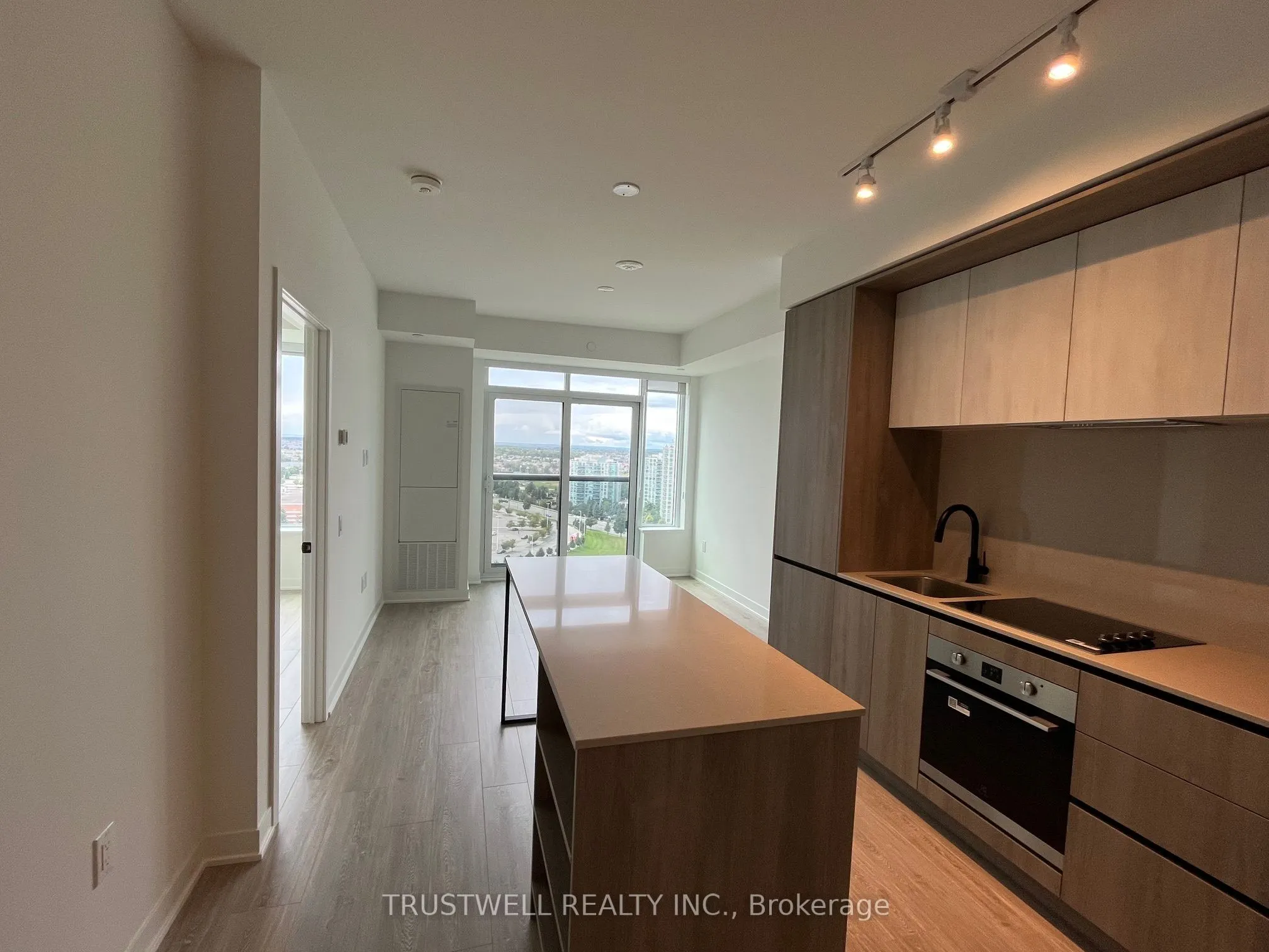 2495 Eglinton Avenue W, #1707
