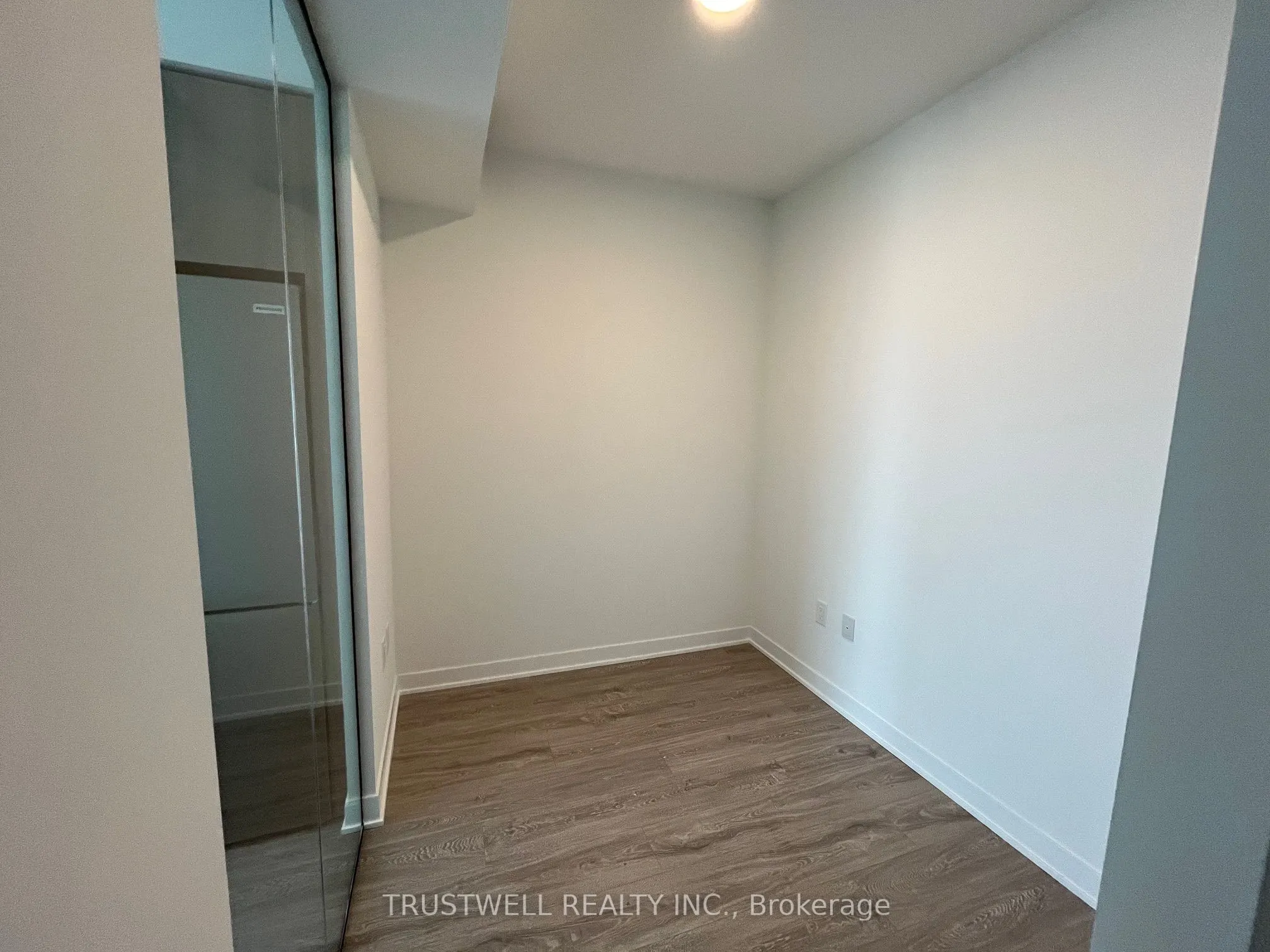 2495 Eglinton Avenue W, #1707