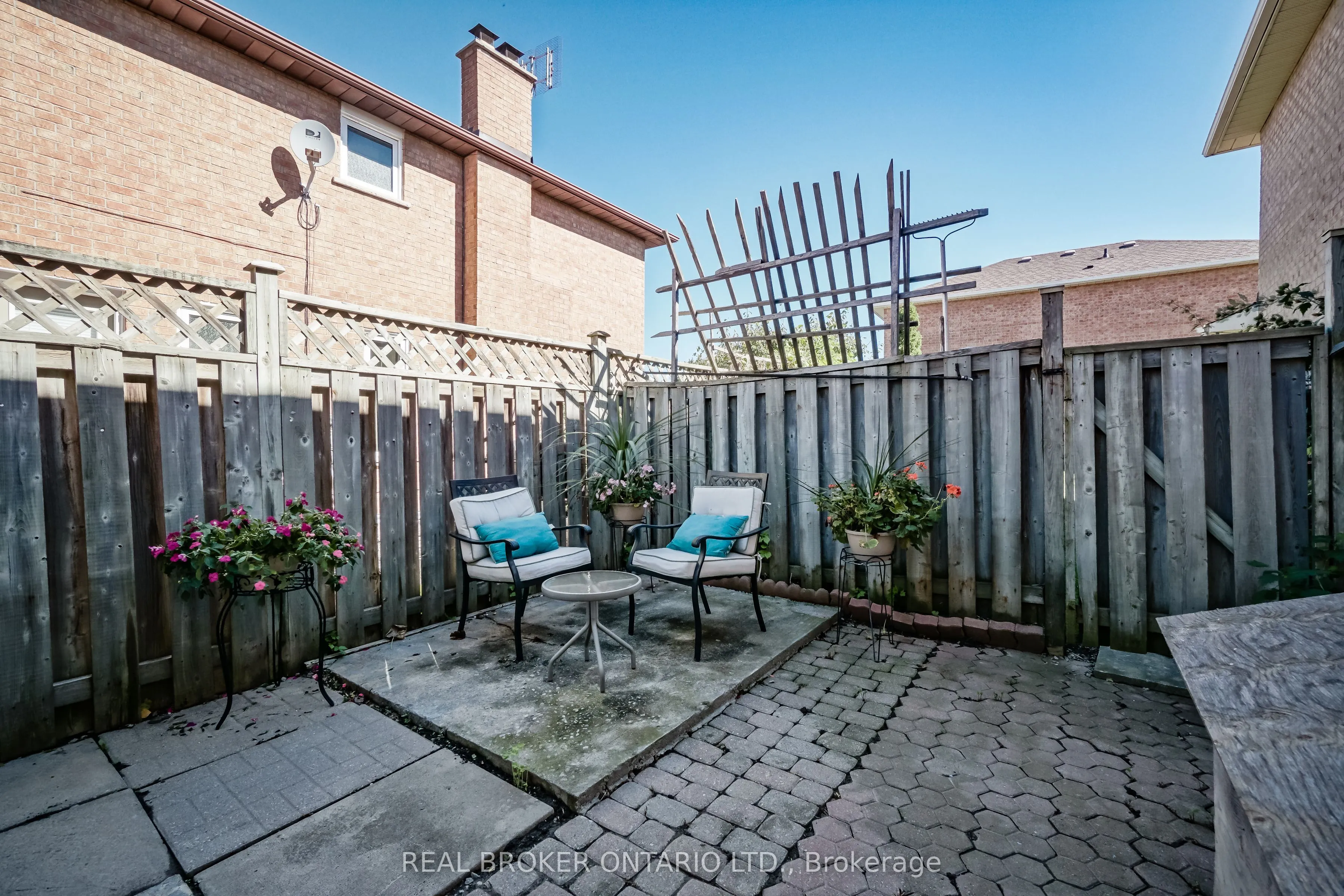 525 Ray Lawson Boulevard, #Lower