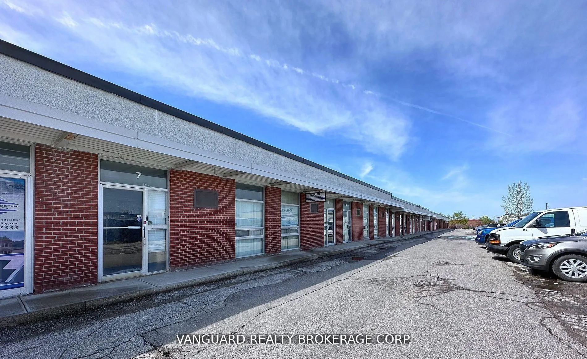 90 Signet Drive, #5