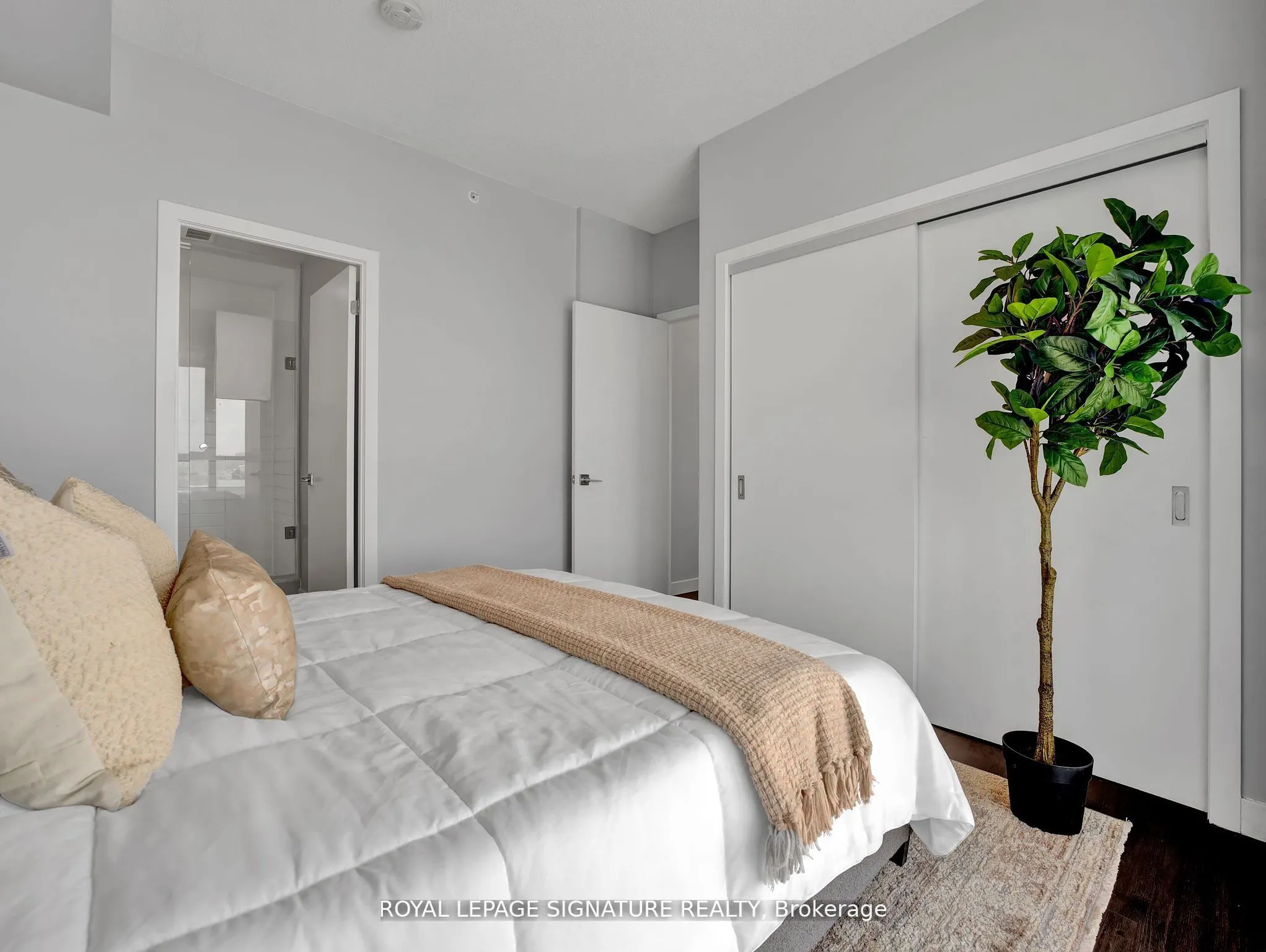 2081 Fairview Street, #610