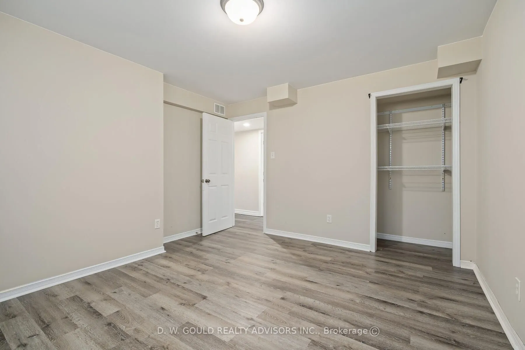 42 River Drive