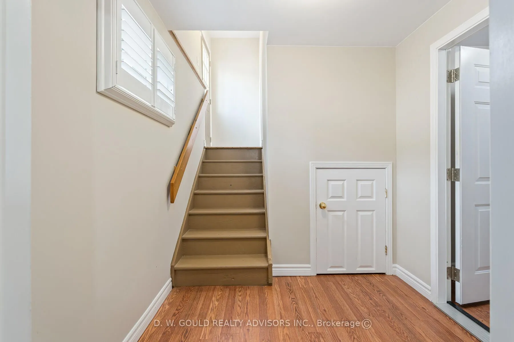42 River Drive