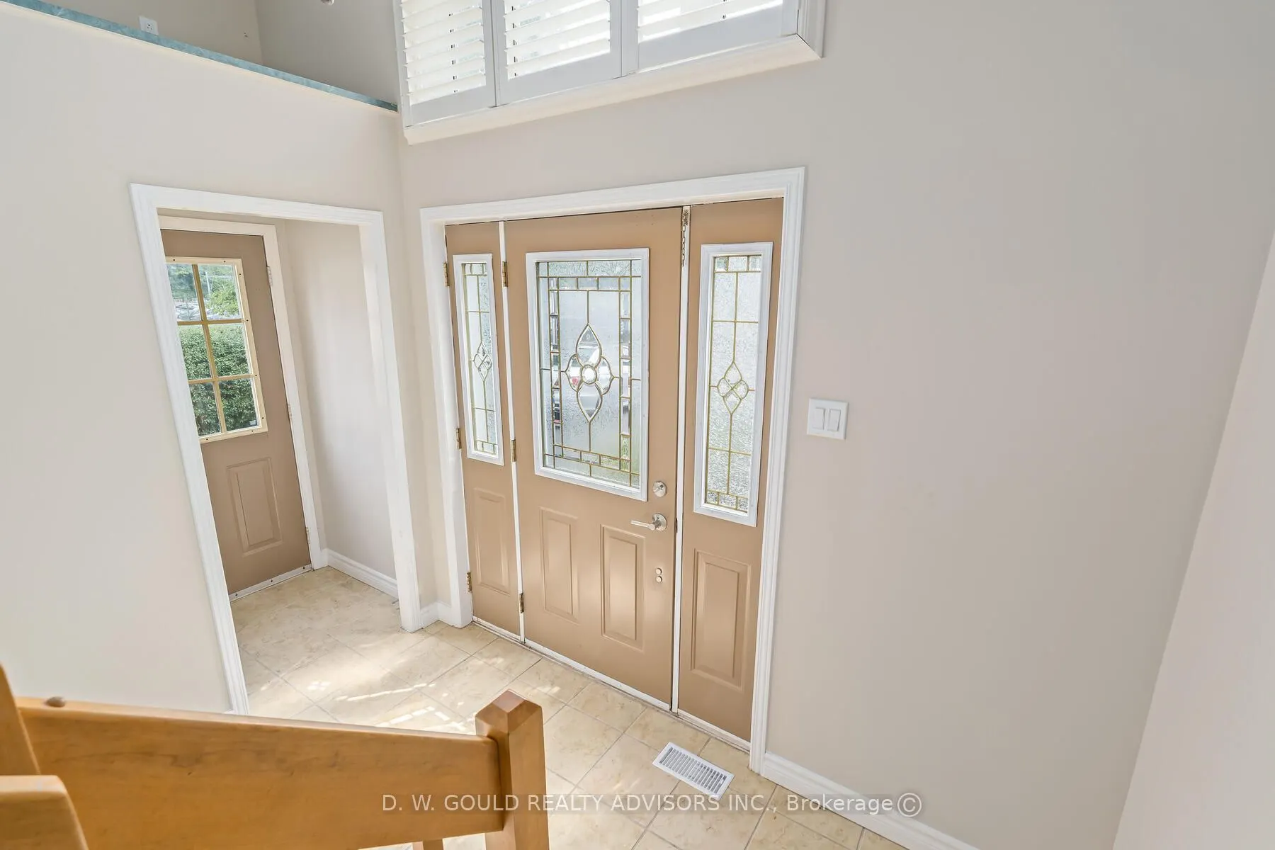 42 River Drive
